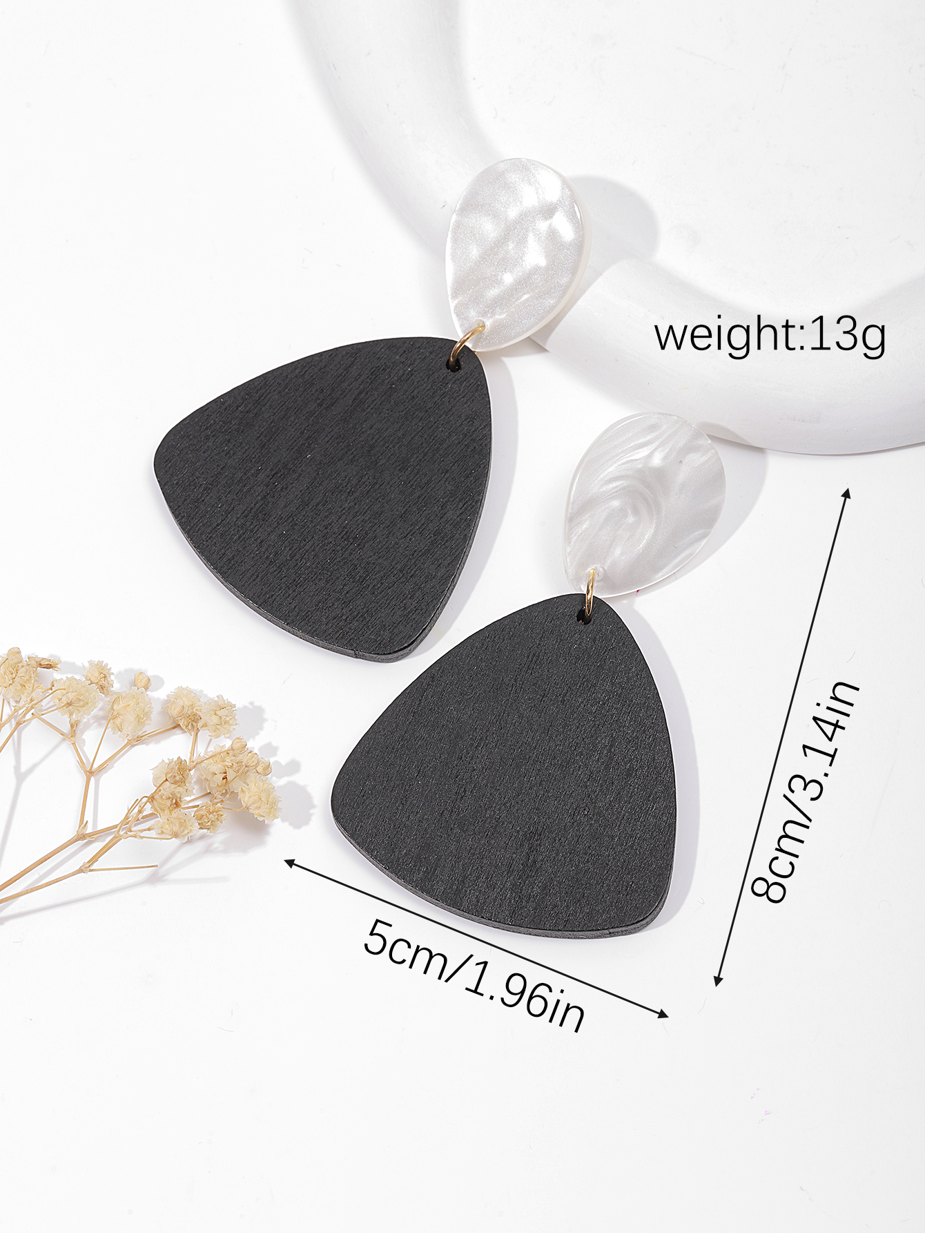 European and American fashionable, simple and elegant irregular multi-color acrylic women's earrings Item Picture