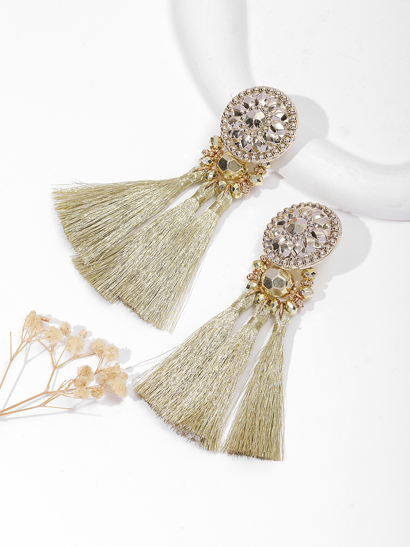 European and American multi-layer woven tassel earrings, Bohemian resin fashionable and elegant long women's earrings