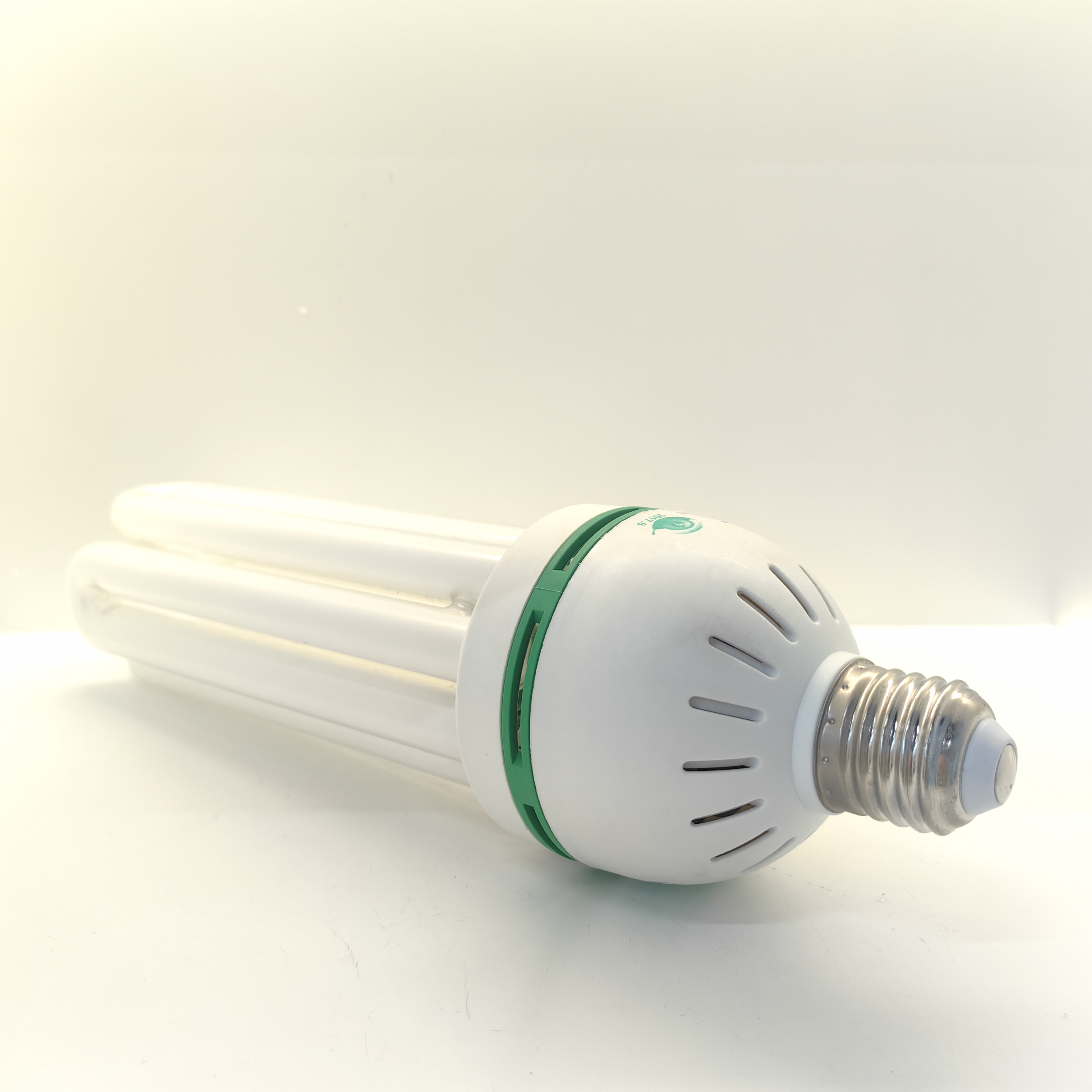 ENERCY SAVING LAMP A95 -2bettery