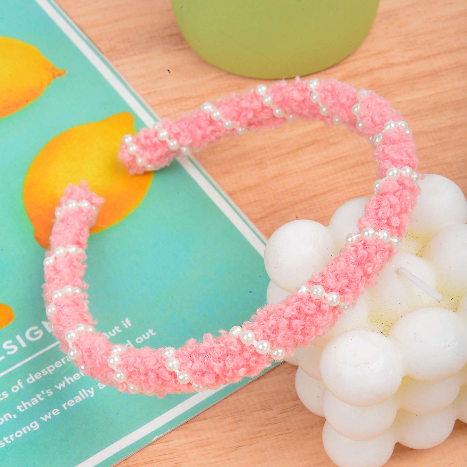 A plush pearl hairband detail image 2