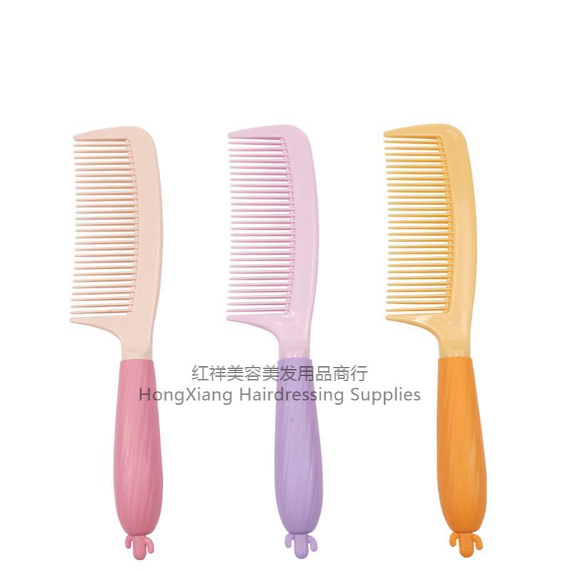 Cactus cartoon comb plastic comb female students home dormitory portable hair comb cute hair comb wholesale