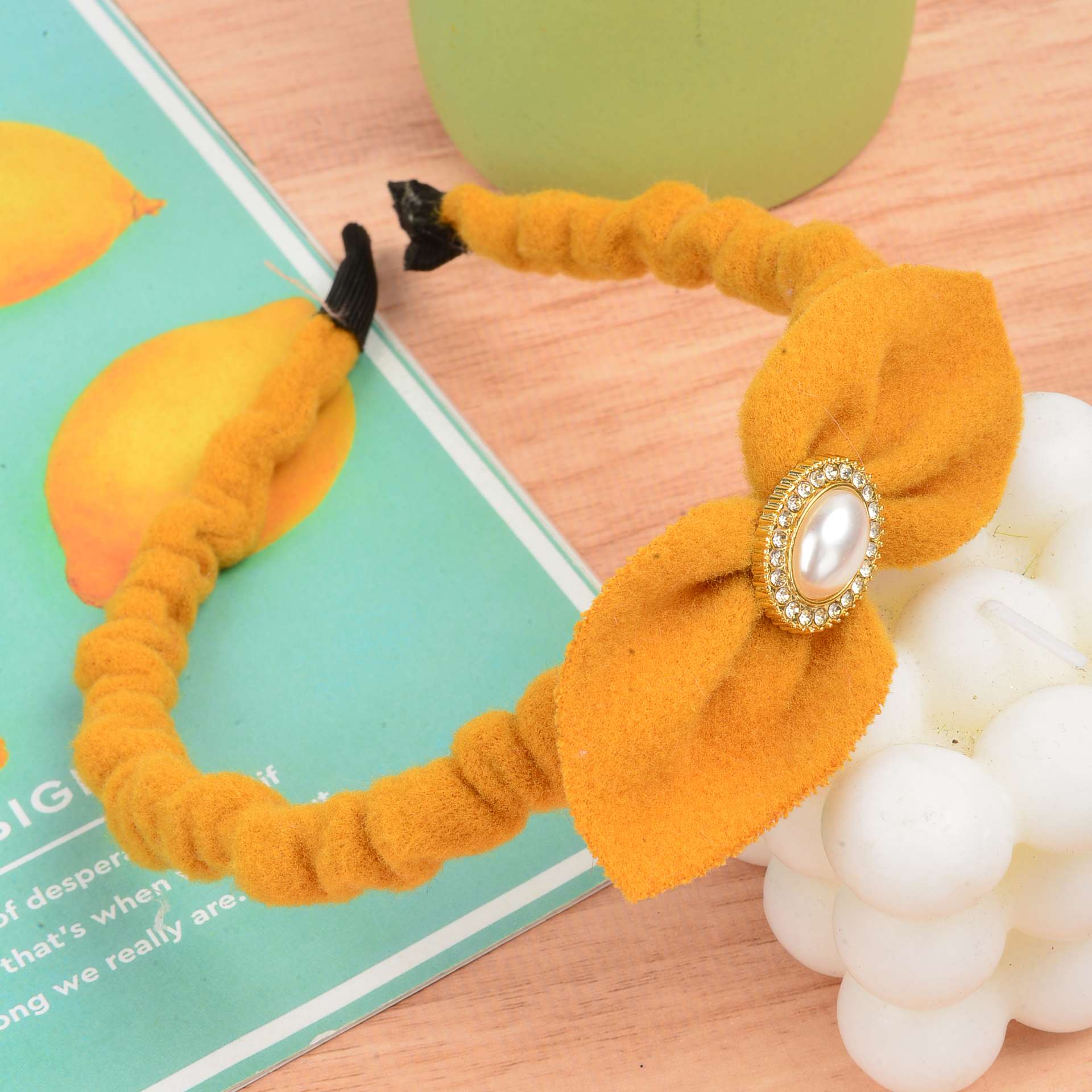 Plush hair band detail image 6