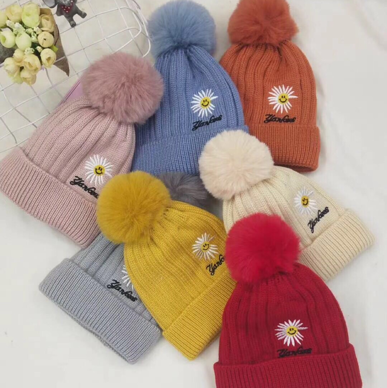 Classic Fashion Blast Wool Knit Warm Hat Rabbit Children's Hat Specification drawing