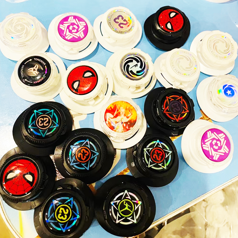 旋转鞋扣/运动鞋免系鞋扣/童鞋鞋带免系扣白底实物图