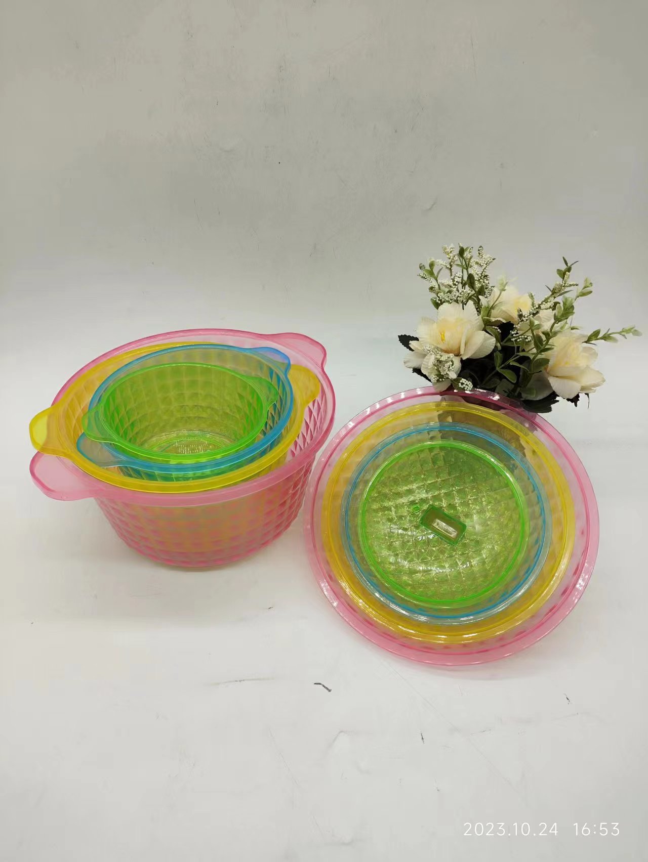 Plastic fruit boxes, food storage with LIDS, snack storage cans, storage boxes, storage boxes with covered bowls Item Picture