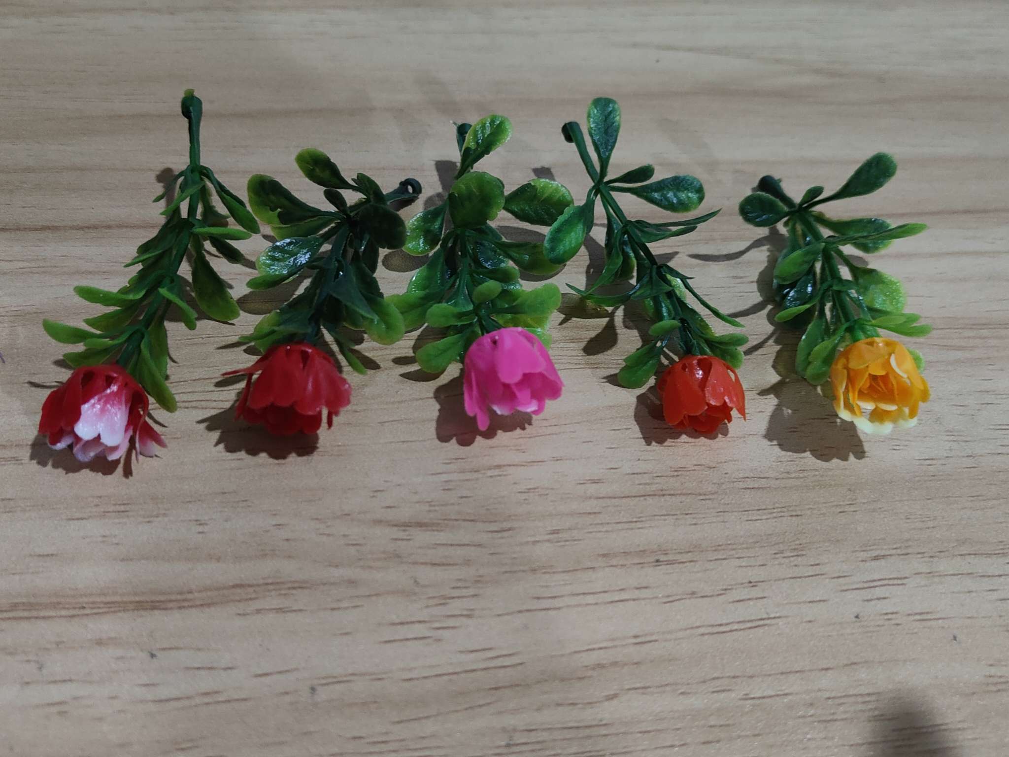 Artificial plants, aquatic plants, plastic flowers details Picture