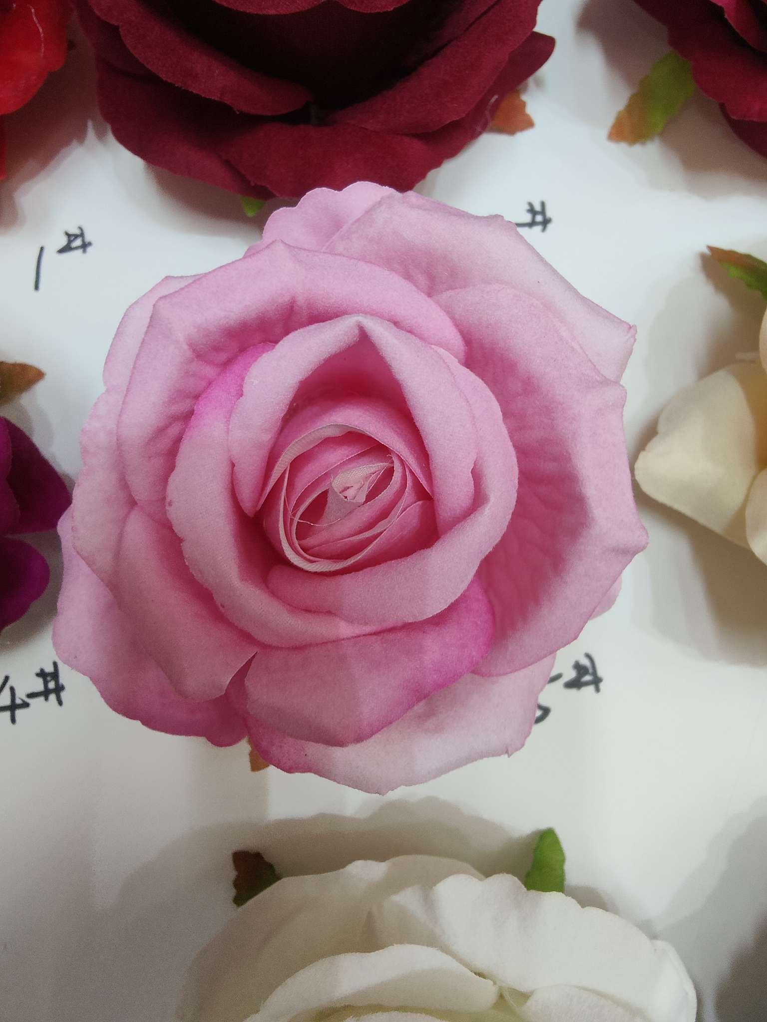 Artificial flannelette rose Application Scenario