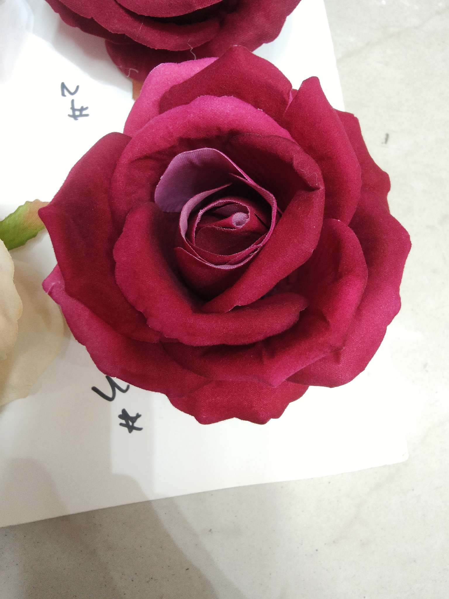 Artificial flannelette rose details Picture