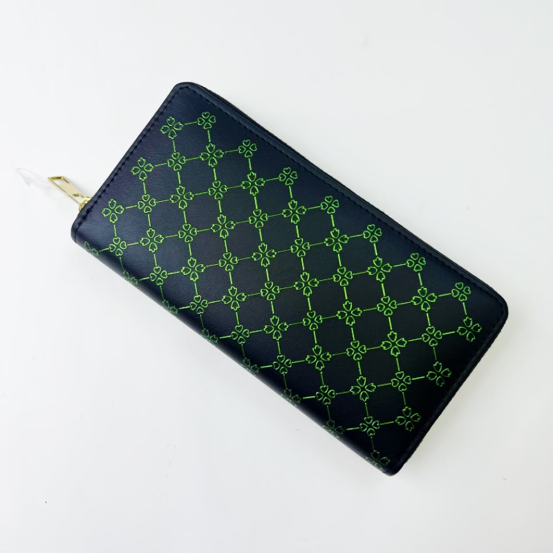 Yiwu factory offers a variety of single-color selectable single-bag quilted wallets, high-quality European and American popular mobile phone cases, large-capacity card cases, color-blocking mobile phone cases, Halloween gift printed wallets details Picture
