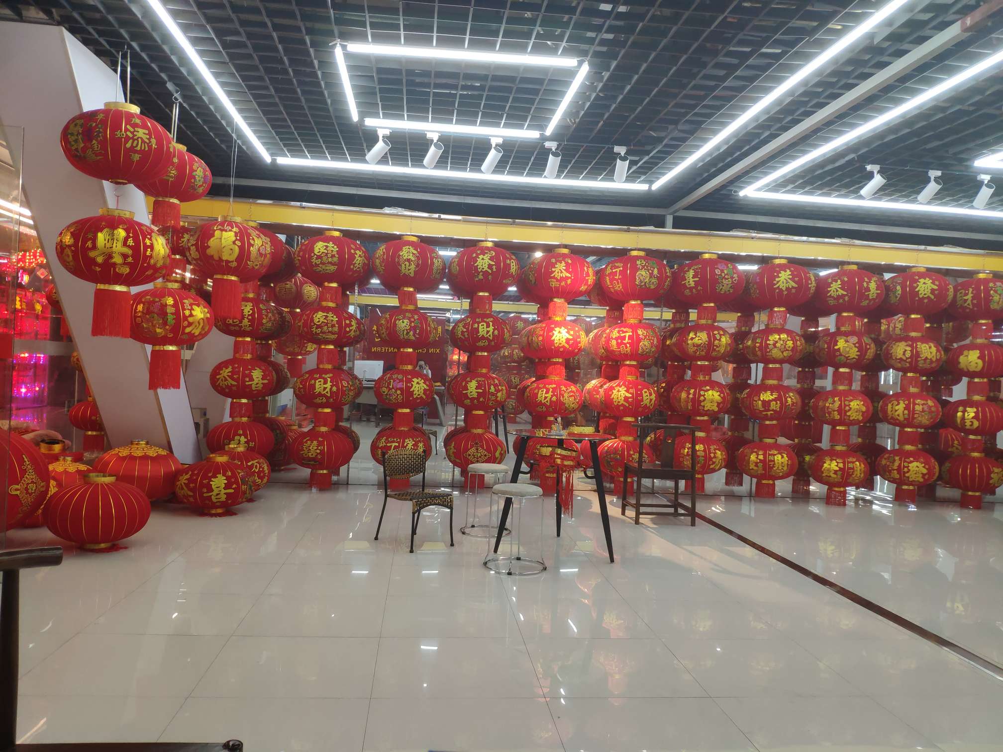 Xincheng Festive Lantern Factory describe pic - 1