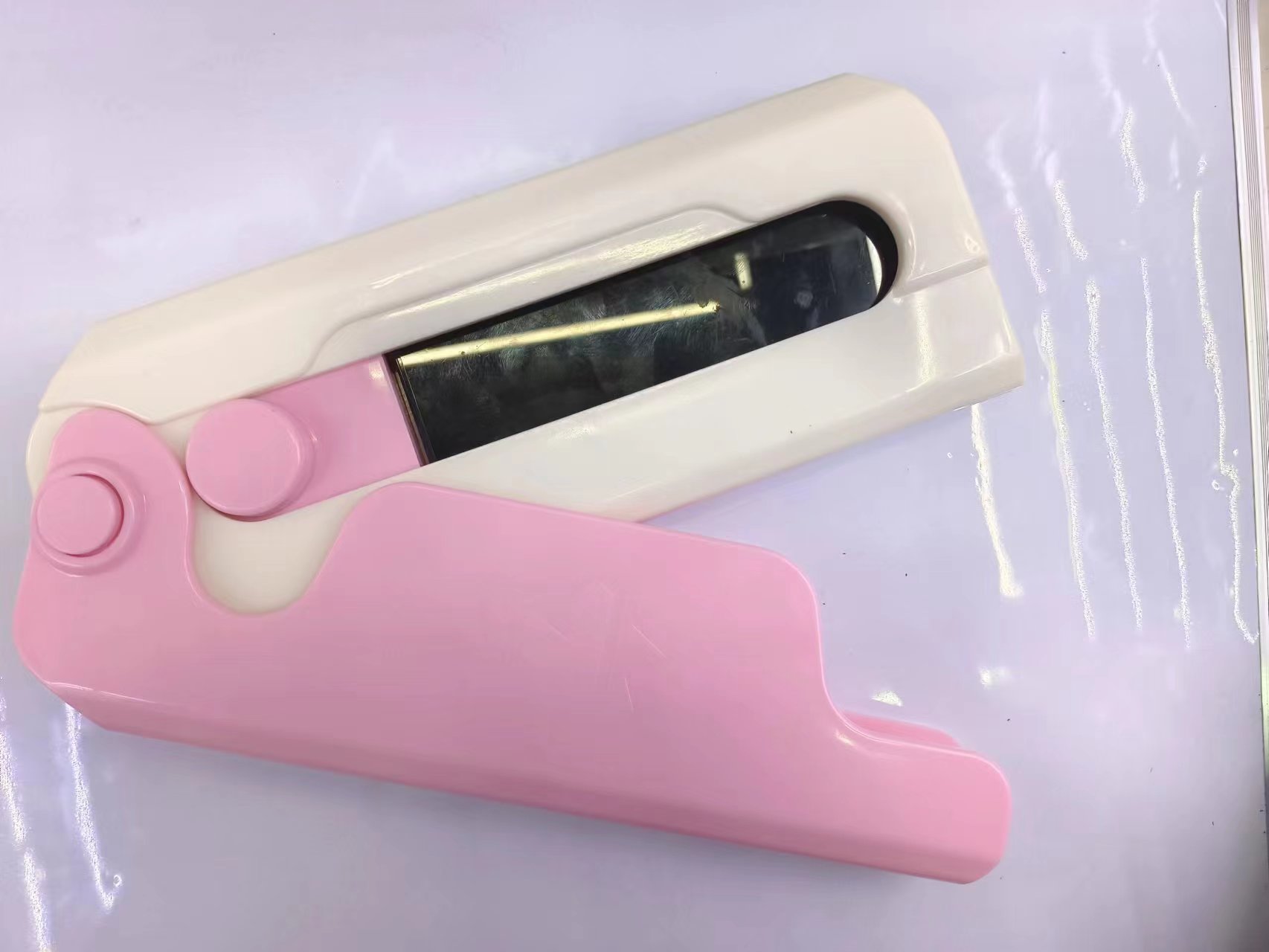 Toy phone case novelty phone storage box Application Scenario