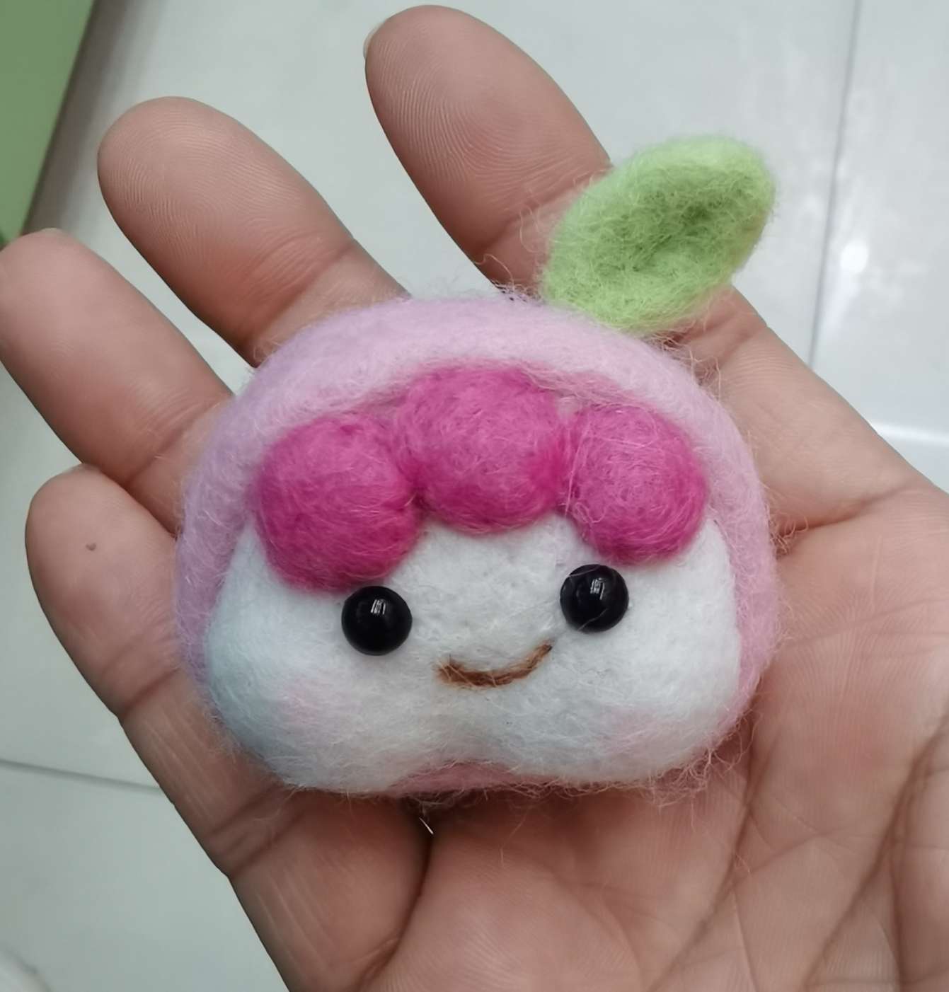 扎西配件羊毛毡多妹桃子饰品手机挂件