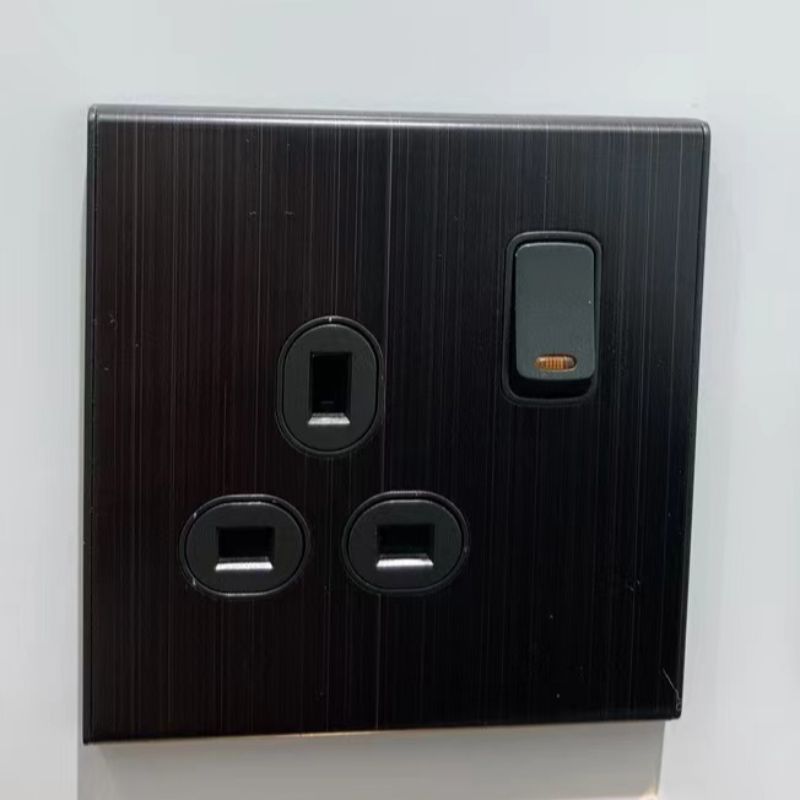 Socket color wooden black 13A 详情图1