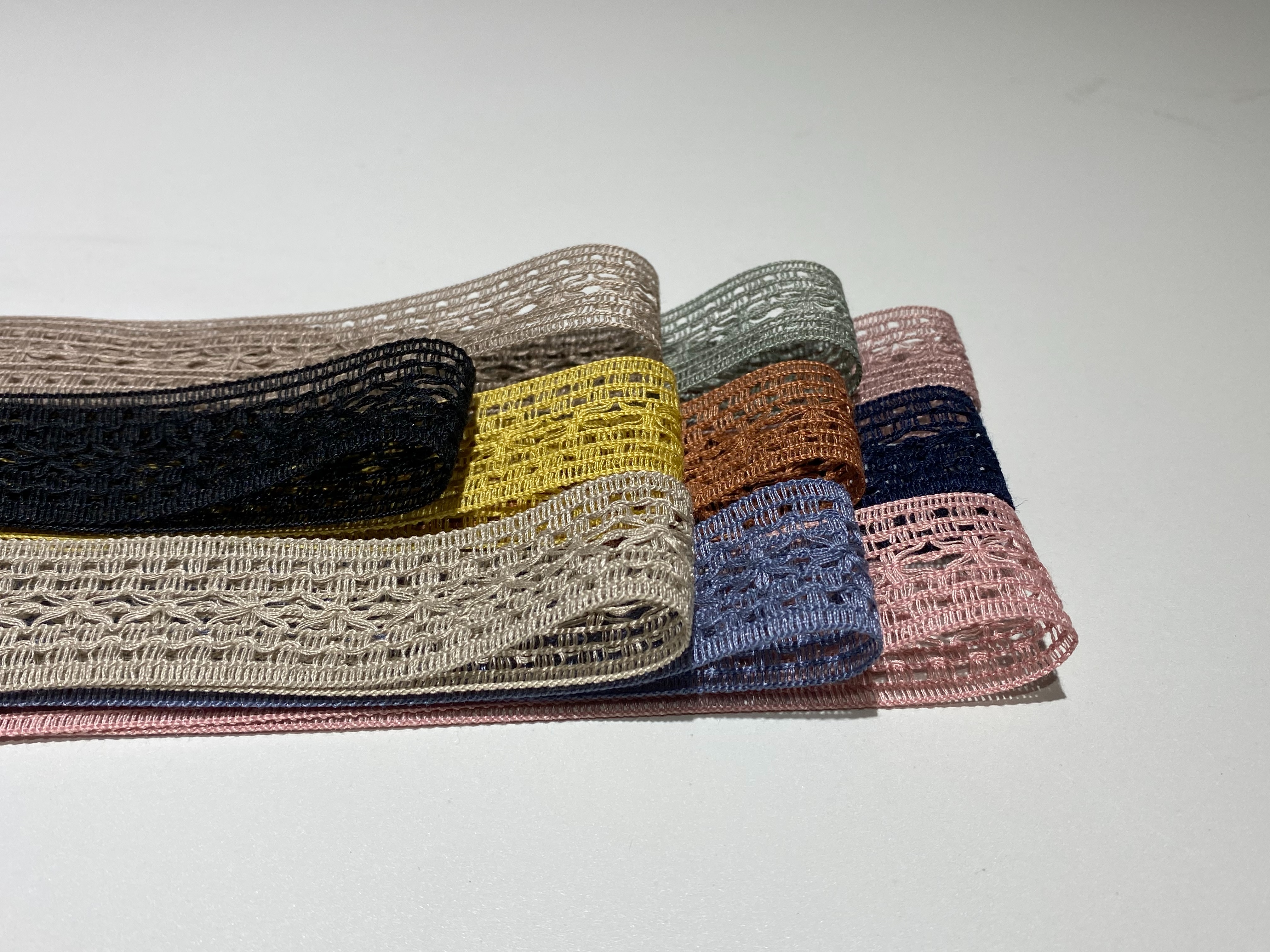 "Jianjian Classic cross-shaped diamond-shaped lace creative clothing accessories. details Picture