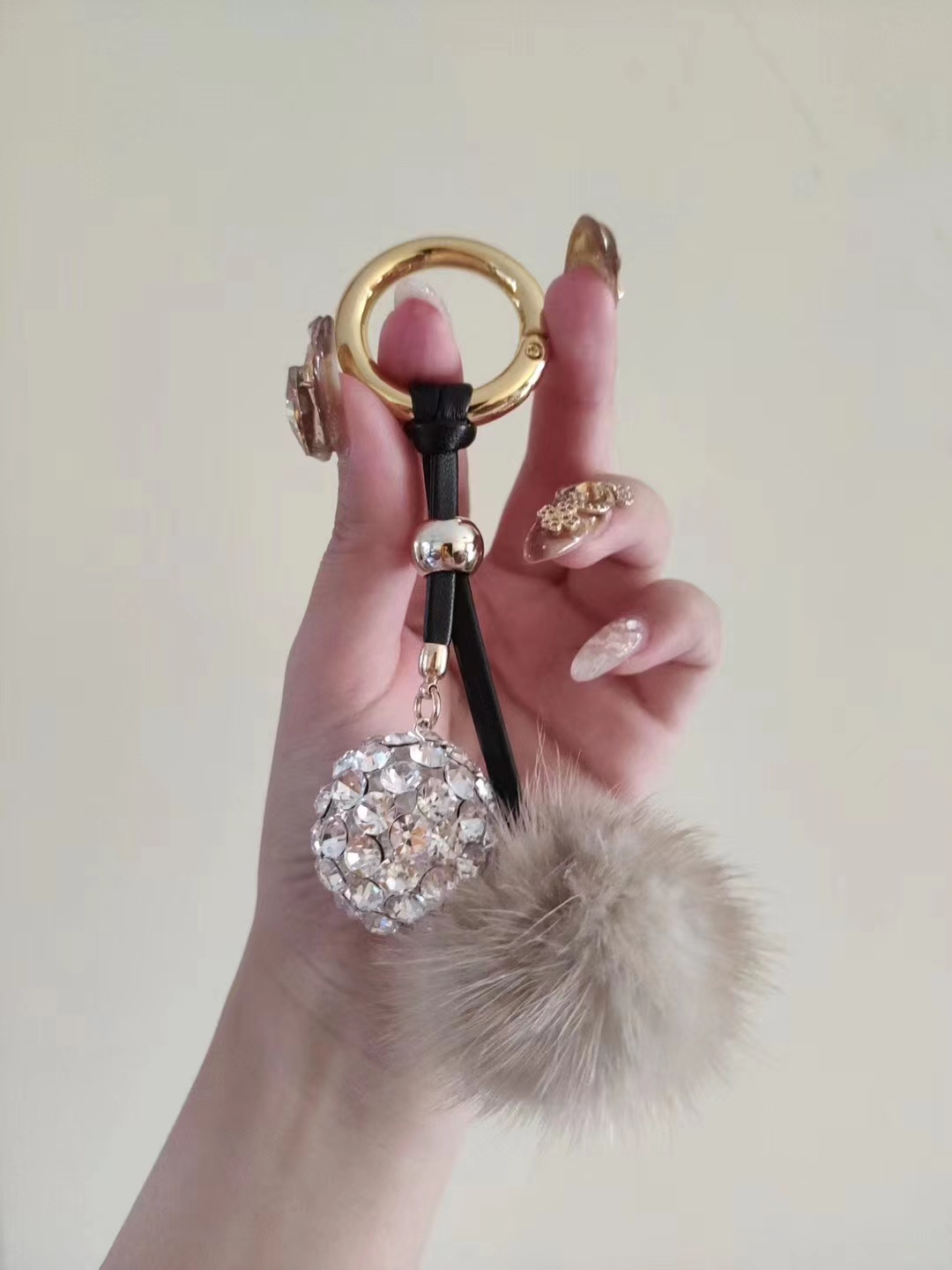 手机挂件/毛绒球手机挂件细节图
