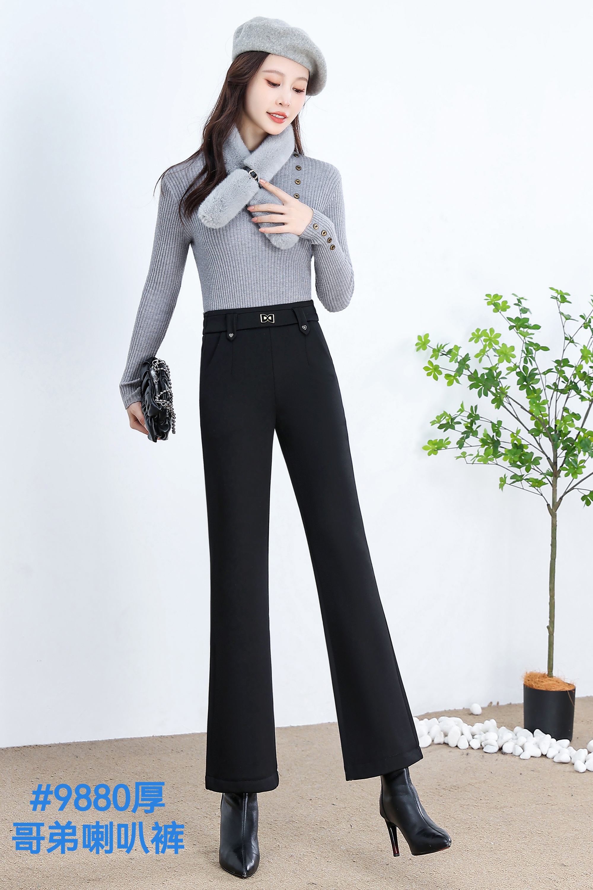 Ladies Plus Fleece Autumn And Winter Warm Thick Brother Bell Pants Female Winter Plus Fleece Thick Wear High Waist Lean Elastic Shape Extra Thick Warm Cotton Pants Long Johns details Picture