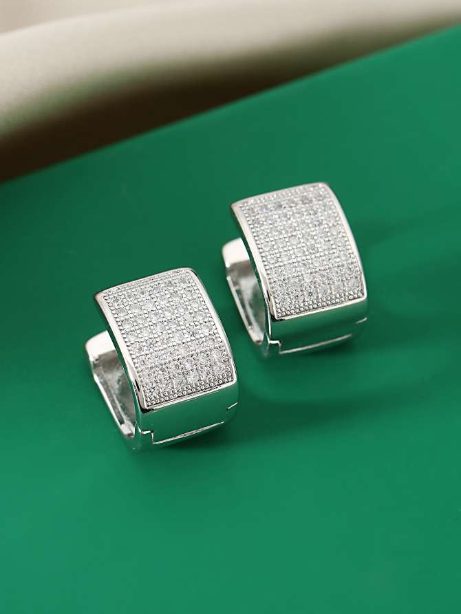 New cross-border European and American fashion U-shaped earrings, light luxury style, high-end feel, square studded with diamond ear buckles, versatile women's earrings Specification image