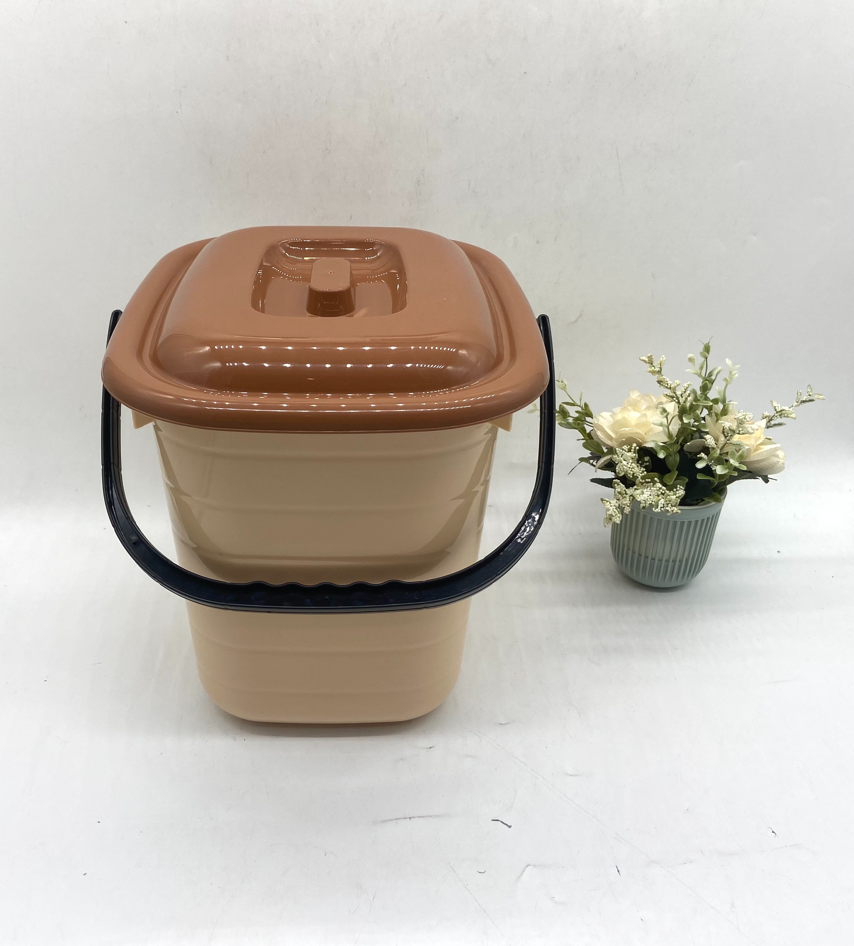 水桶、水缸实物图