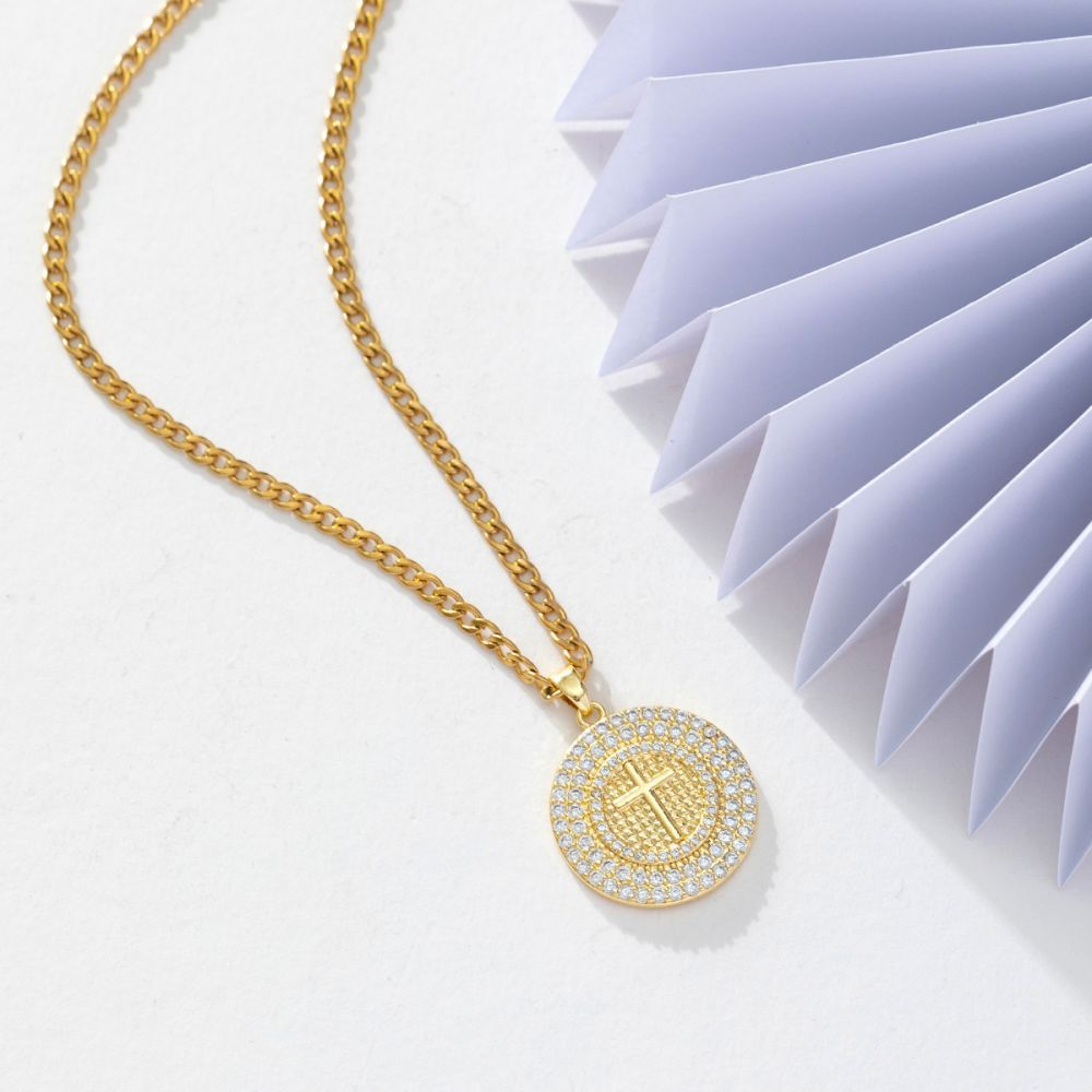 European and American niche, versatile, light luxury high-end wholesale round coin cross necklace, copper zircon 18K gold-plated sweater chain for men