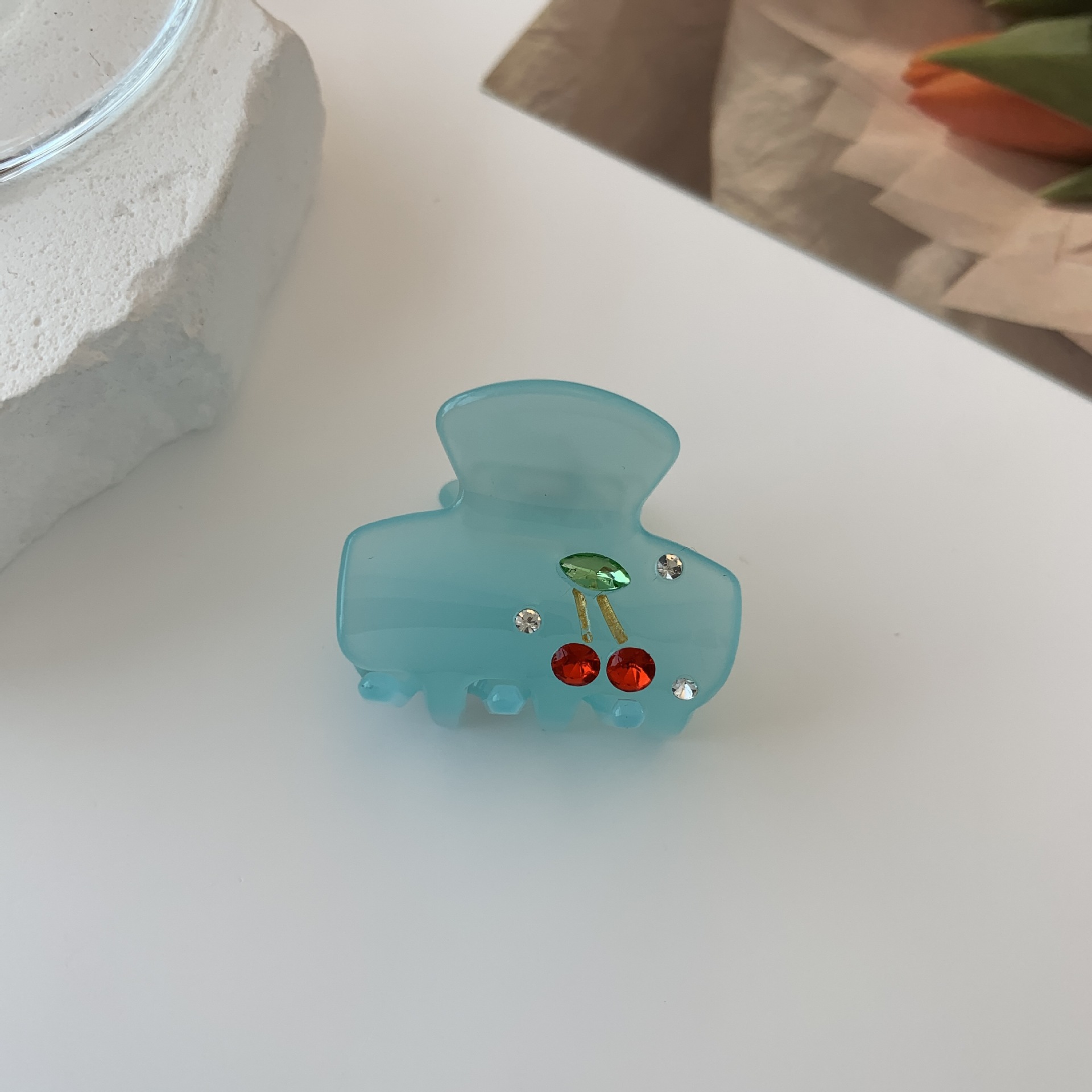 醋酸/鲨鱼夹/抓夹白底实物图