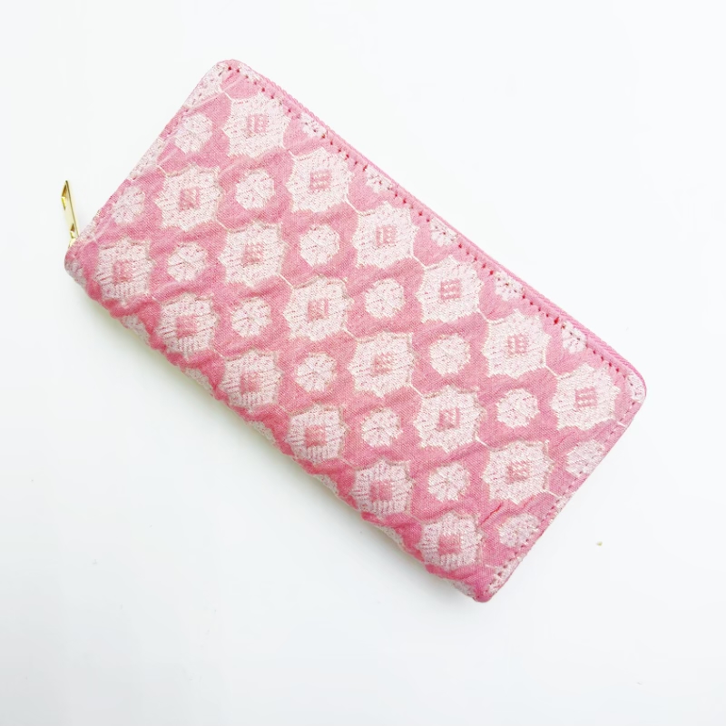 Fábrica de yiwu nuevo estilo single pull bag monedero de flores plisadas de alta calidad venta caliente en europa y Estados Unidos bolsa de teléfono móvil bolsa de tarjetas de gran capacidad regalos de vacaciones muestras hechas a medida procesamiento de materiales entrantes transfronterizo especial details Picture