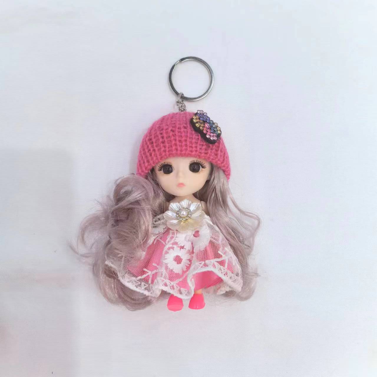 Exquisite and cute doll pendant, cartoon doll keychain pendant, beautiful and cute pendant Specification image