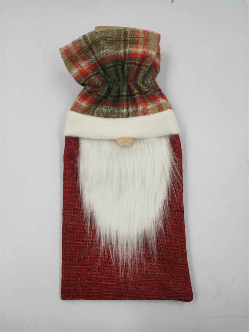 Cheung Chau Christmas Christmas New Party Supplies Christmas Decorations Christmas Faceless Old Man Snowman Red Wine Bag Christmas Wine Bottle Sleeve Application Scenario