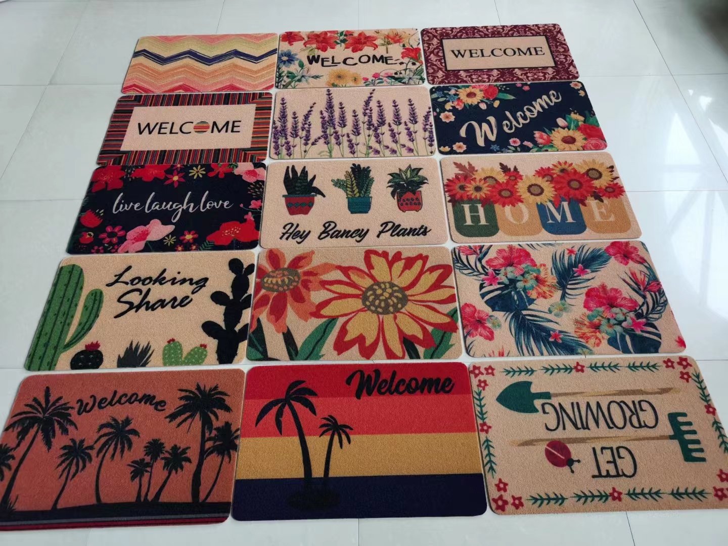 Thick PVC base imitation coconut palm printed floor mat, rubbing mat, door mat, foot mat, indoor mat, household mat, and mud scraper mat. The thickness is 6mm, and the dimensions are 38*58CM/43*73/48*78CM full figure