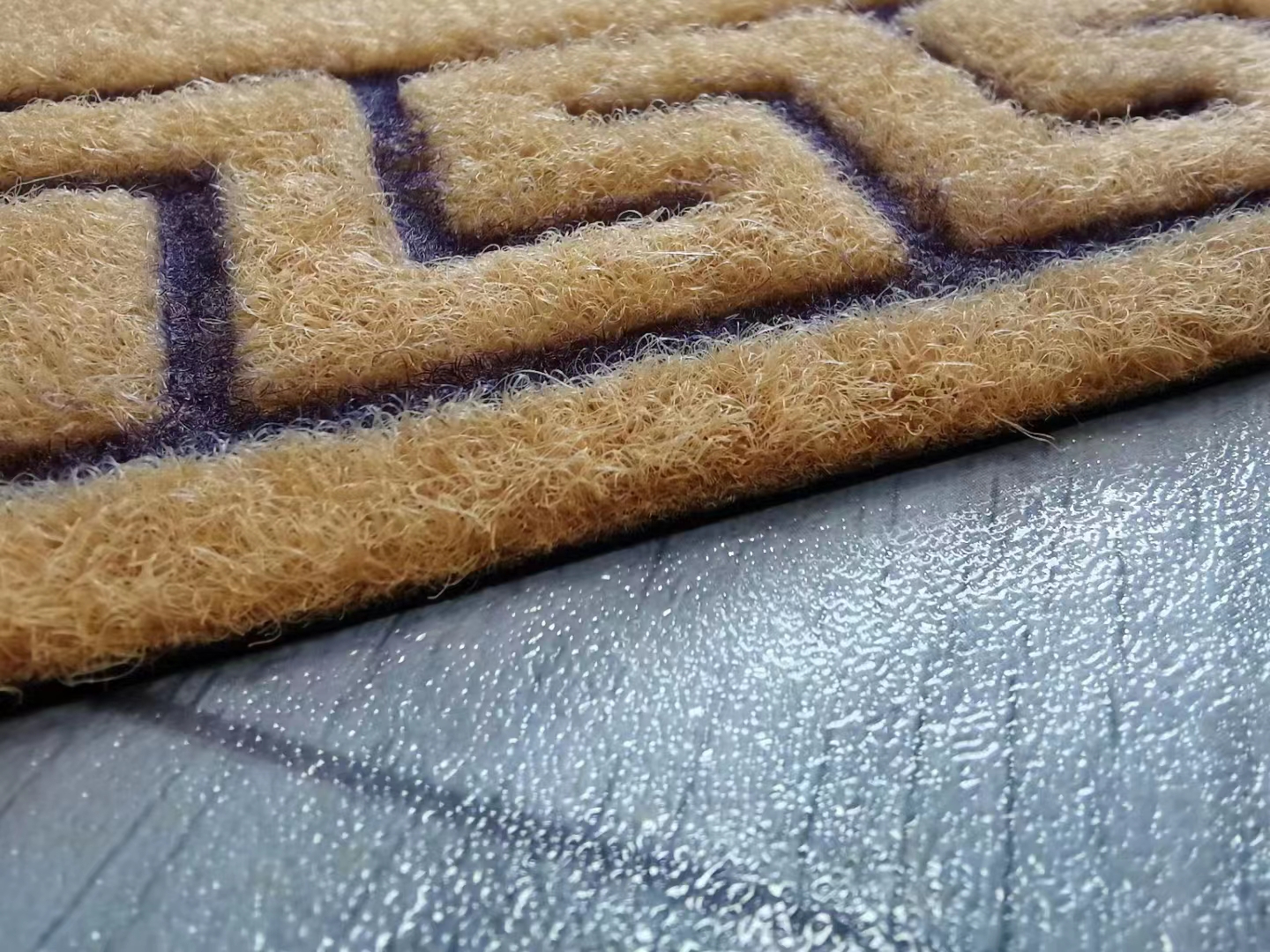 Thick PVC base thick-thread imitation coconut palm two-color embossed floor mat, rubbing mat, door mat, foot mat, indoor mat, household mat, and mud scraper mat, 6mm thick, 45*75CM in size, with multiple patterns to choose from Application Scenario
