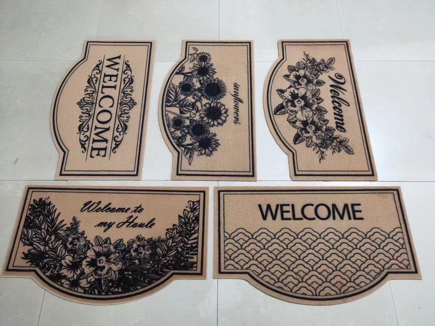 The thickness dimensions of the thin PVC base imitation shape coconut palm printed floor mat, rubbing mat, door mat, foot mat, indoor mat, household mat and mud scraper mat are 38*58/43*73/58*88cm details Picture