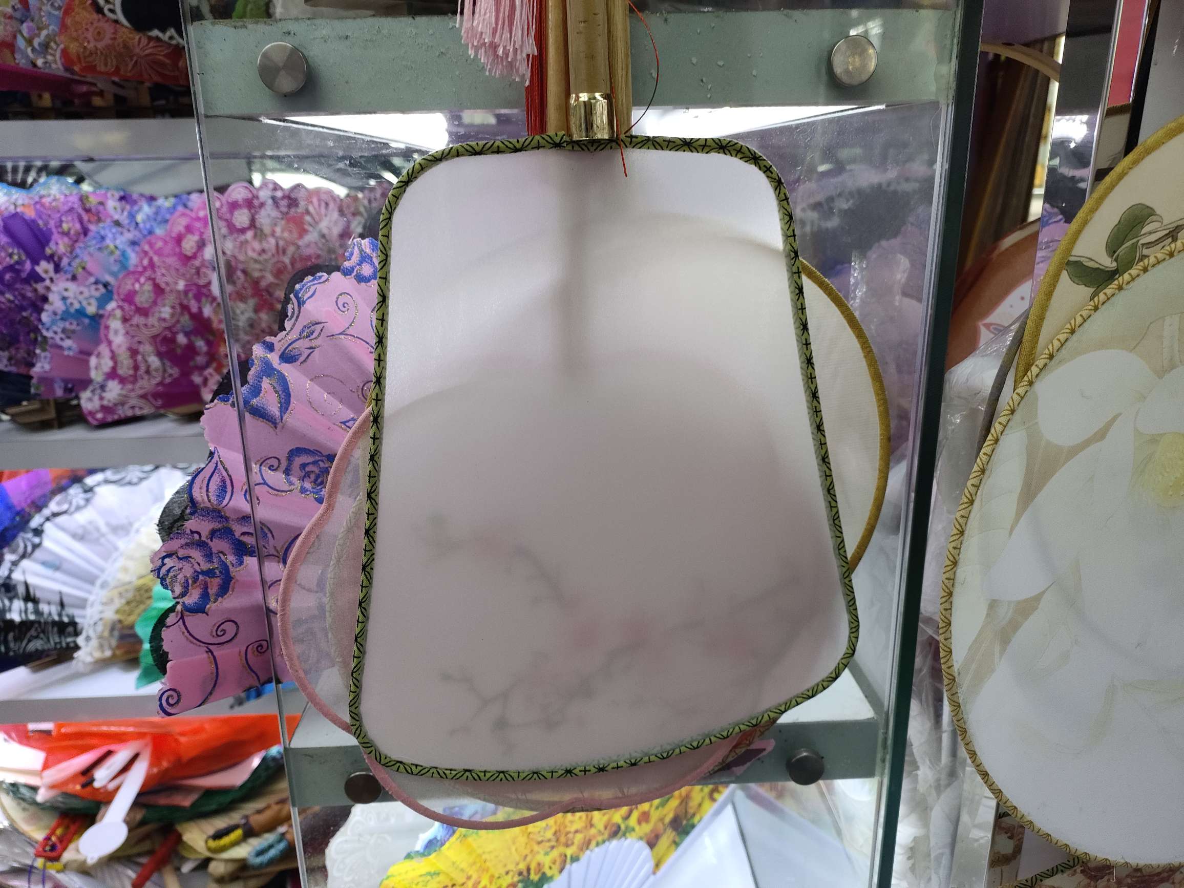 Abanico de seda 30