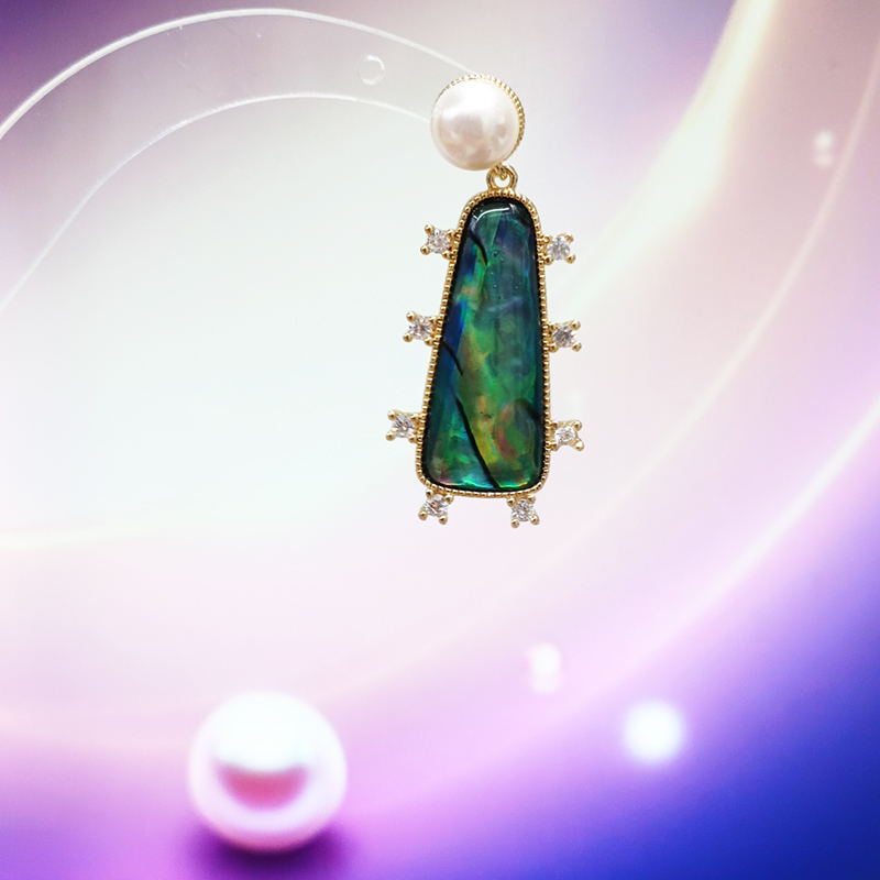 Yiwu Hui Bo Di ED086036 abalone shell freshwater pearl stud earrings Item Picture