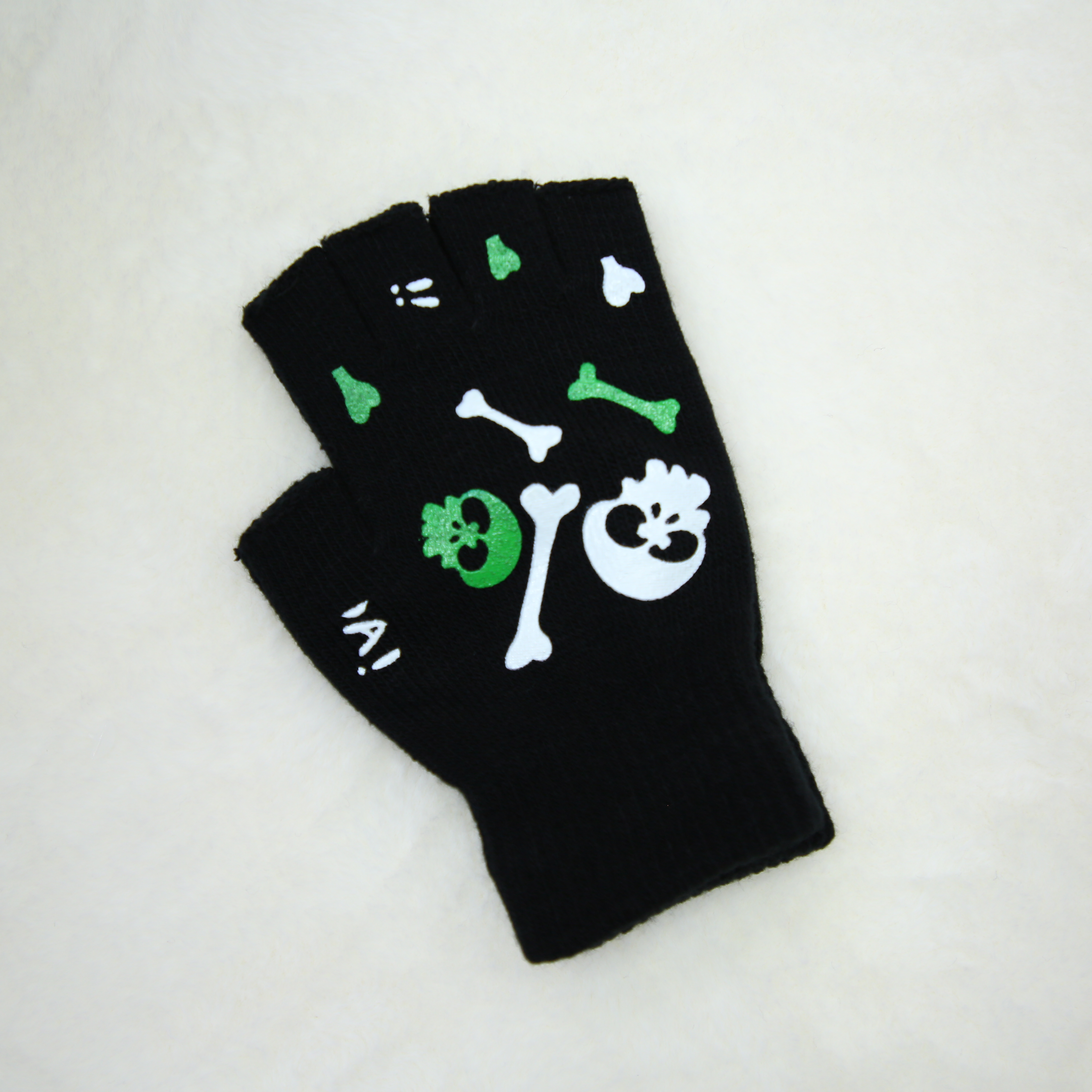 Wholesale of men's and women's winter fleece and thickened cold-proof cycling warm woolen mohair needle gloves Specification image