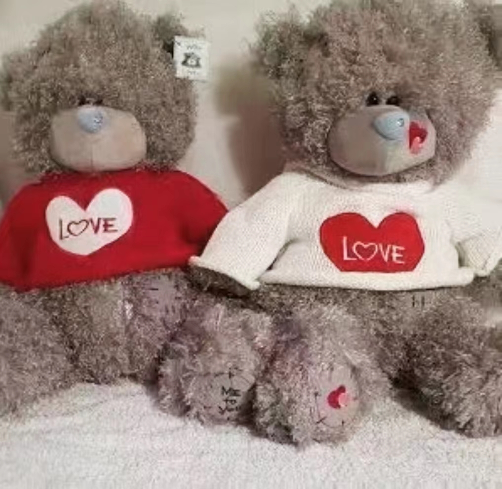 2023新款告白毛衣围巾乞丐熊玫瑰花公仔情人节送爱人生日礼物时尚