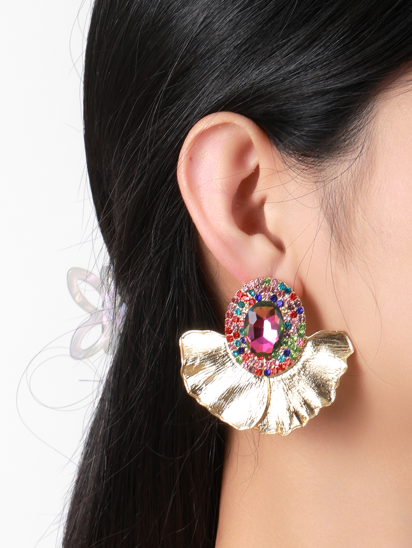 European and American exaggerated earrings, leaf and flower earrings, oval simple and individual, colorful fan-shaped glass diamond-encrusted alloy ladies' earrings details Picture