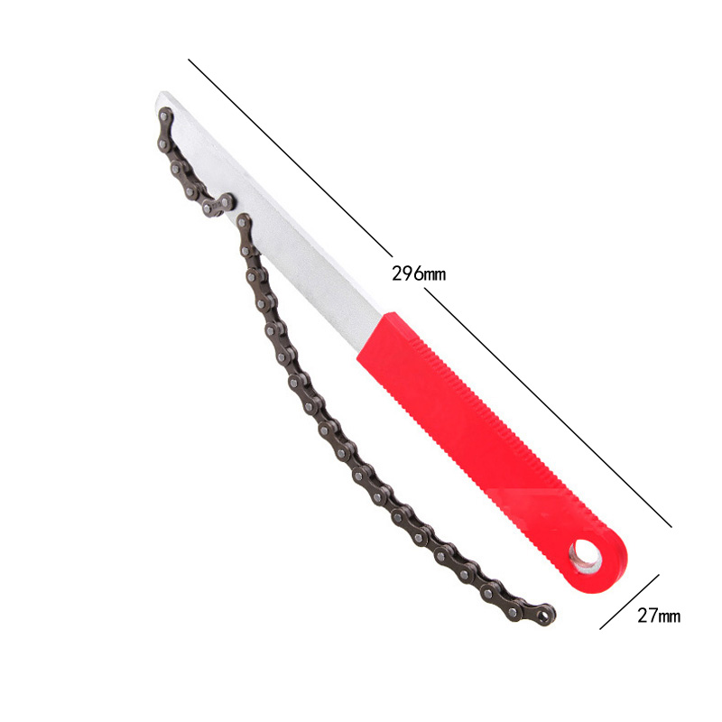 1307 Bicycle multi-functional wrench, bicycle chain wrench, repair tool, maintenance flywheel disassembly tool, flywheel wrench Application Scenario