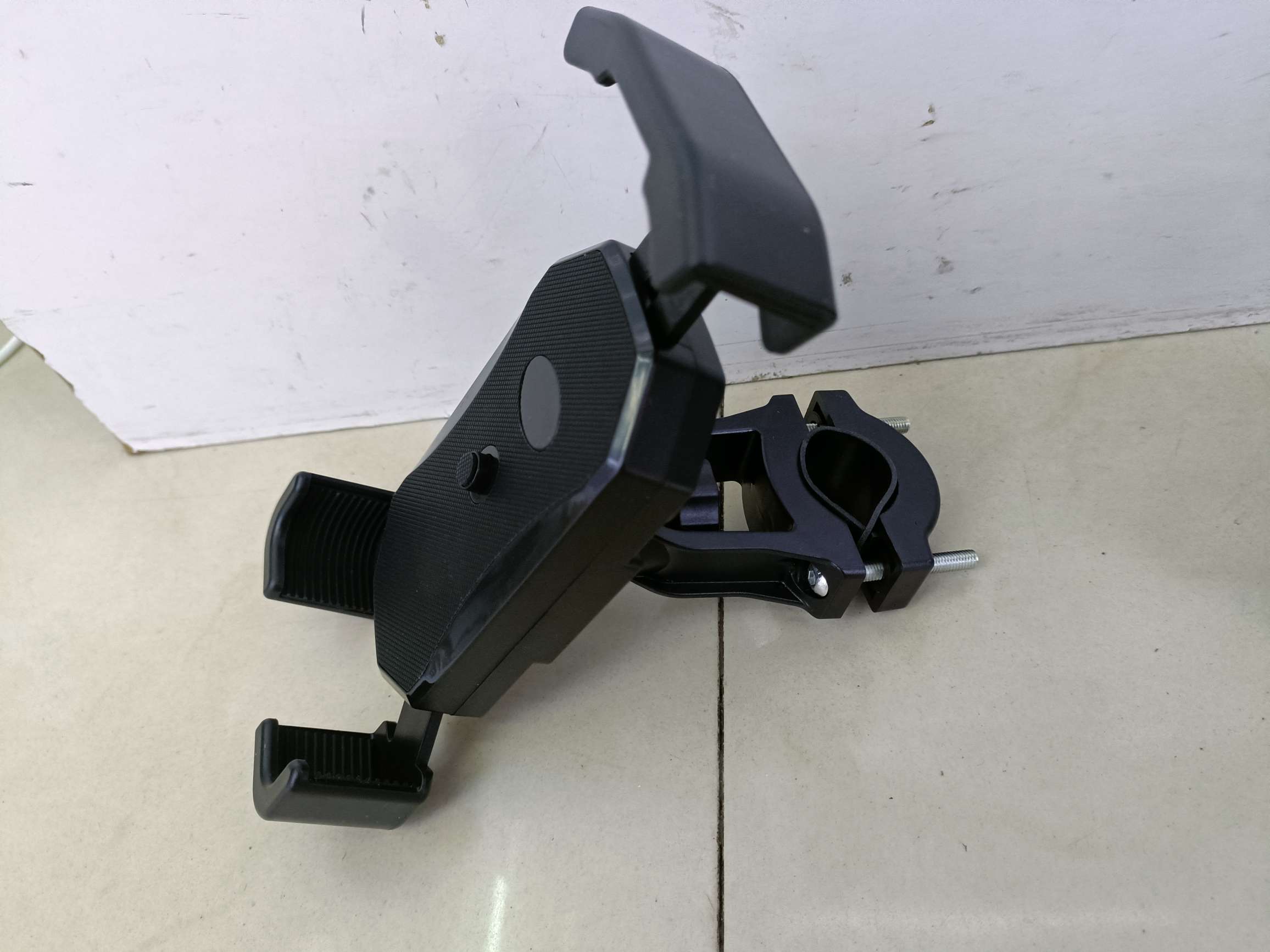 Cycling mobile phone stand Handlebar mirror Bike stand Motorcycle electric bike stand YC15 Specification drawing