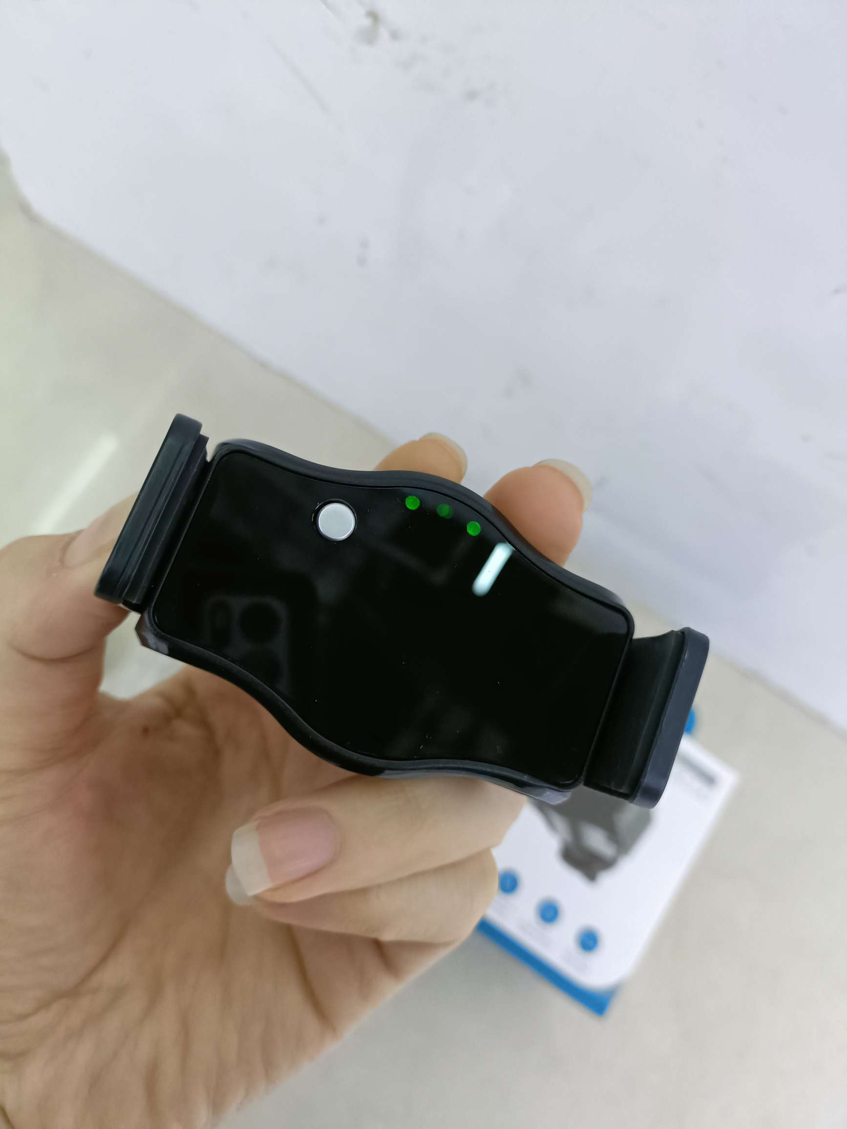 YC11 electric car mobile phone stand adhesive + air outlet stand dual-purpose mobile phone stand Specification drawing
