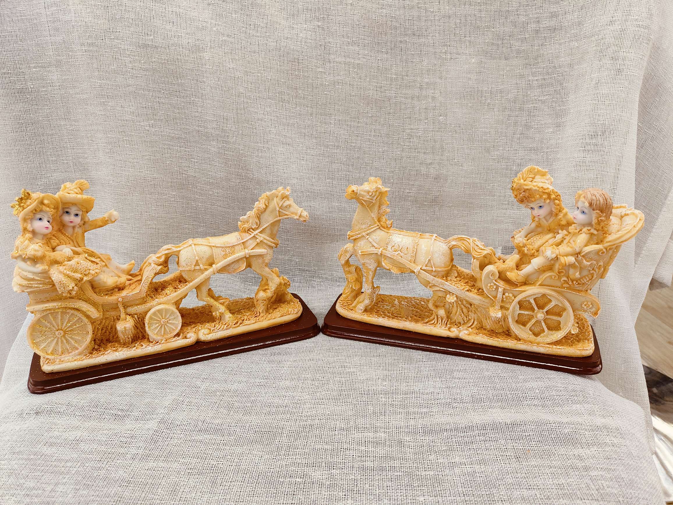 情侣马车工艺品摆件树脂工艺品树脂摆件树脂配件