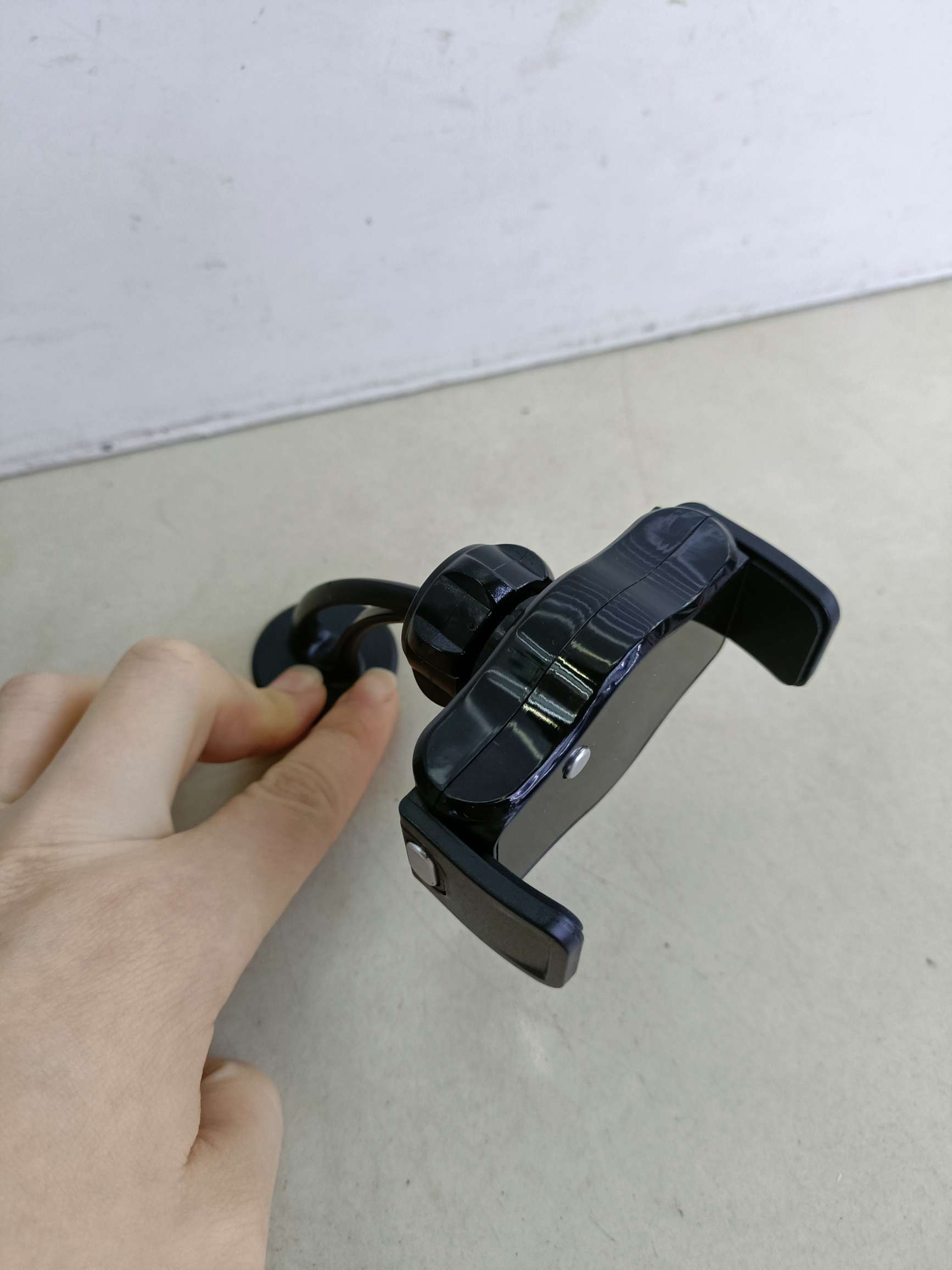 YC11电动车载手机支架 粘贴式+出风口支架 两用手机支架详情图8