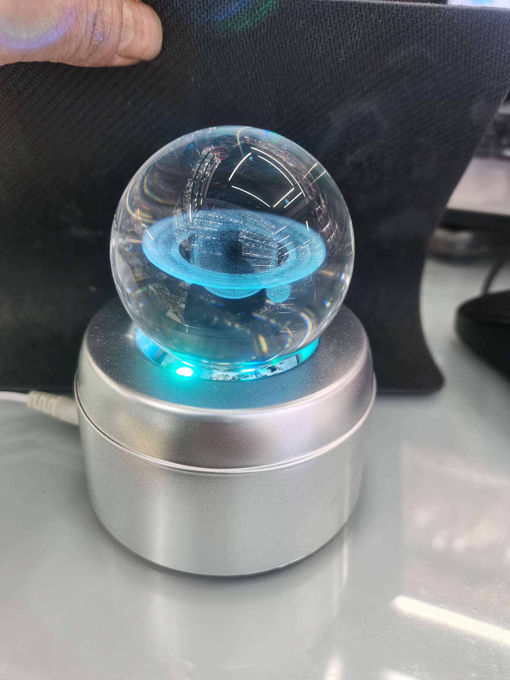 60号水晶球内雕转灯