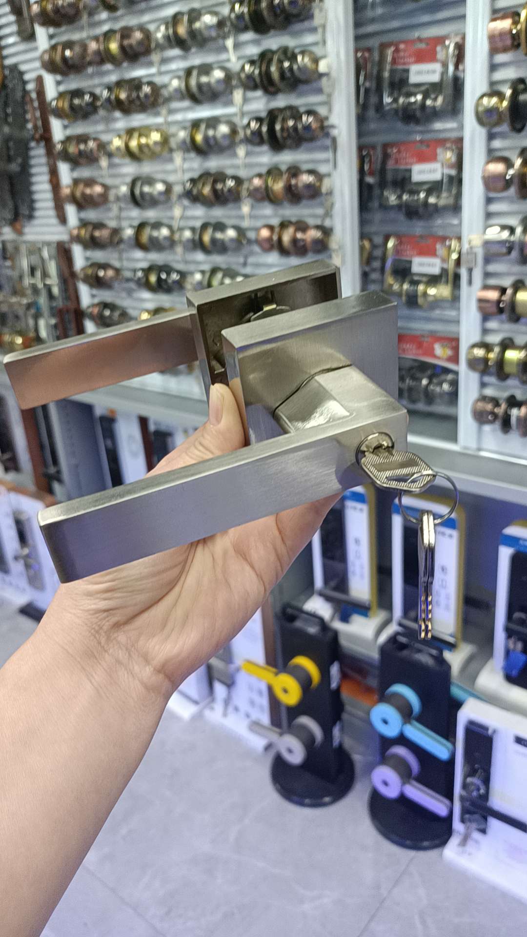 Handle Lock 1