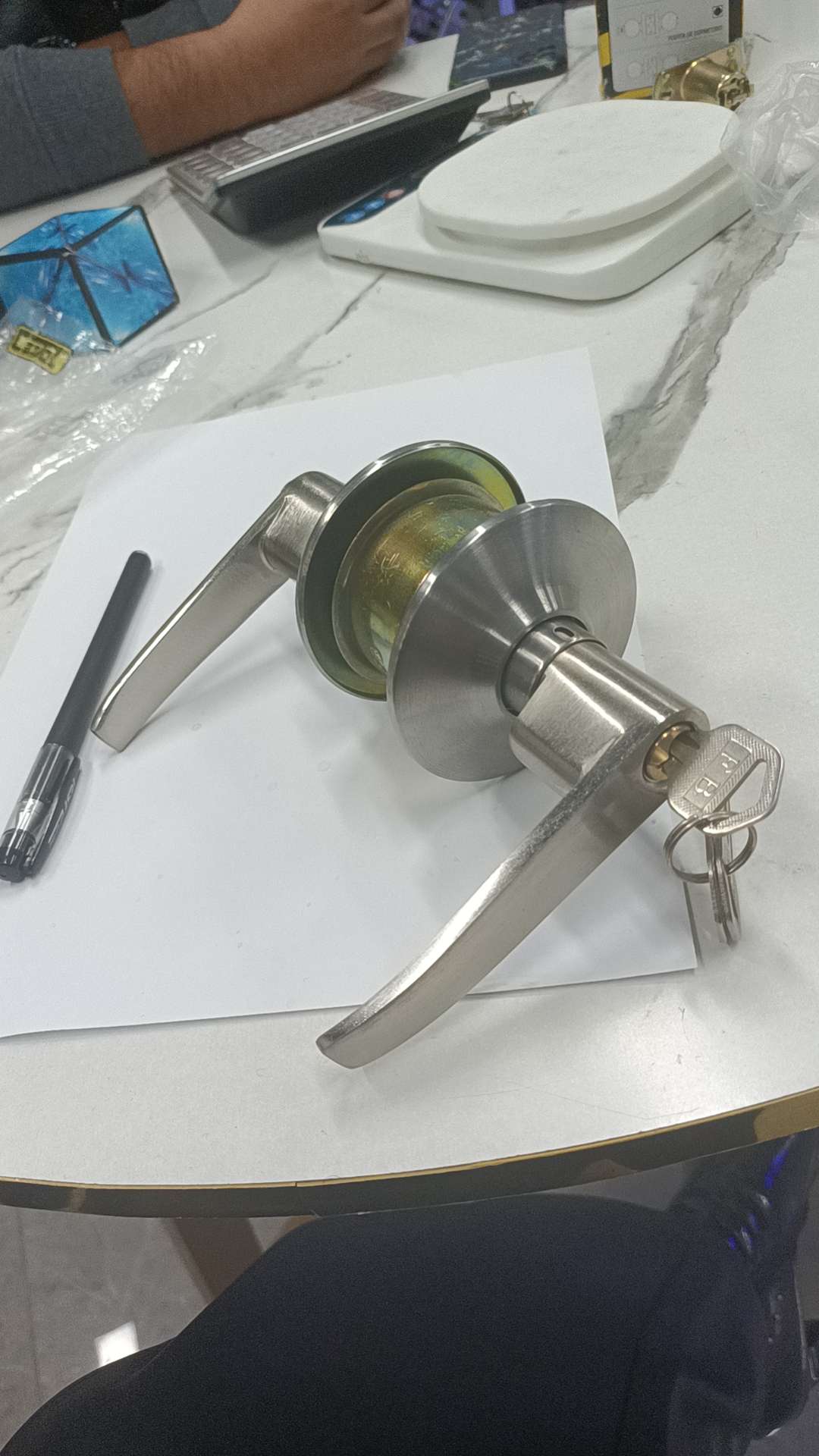 Handle Lock
