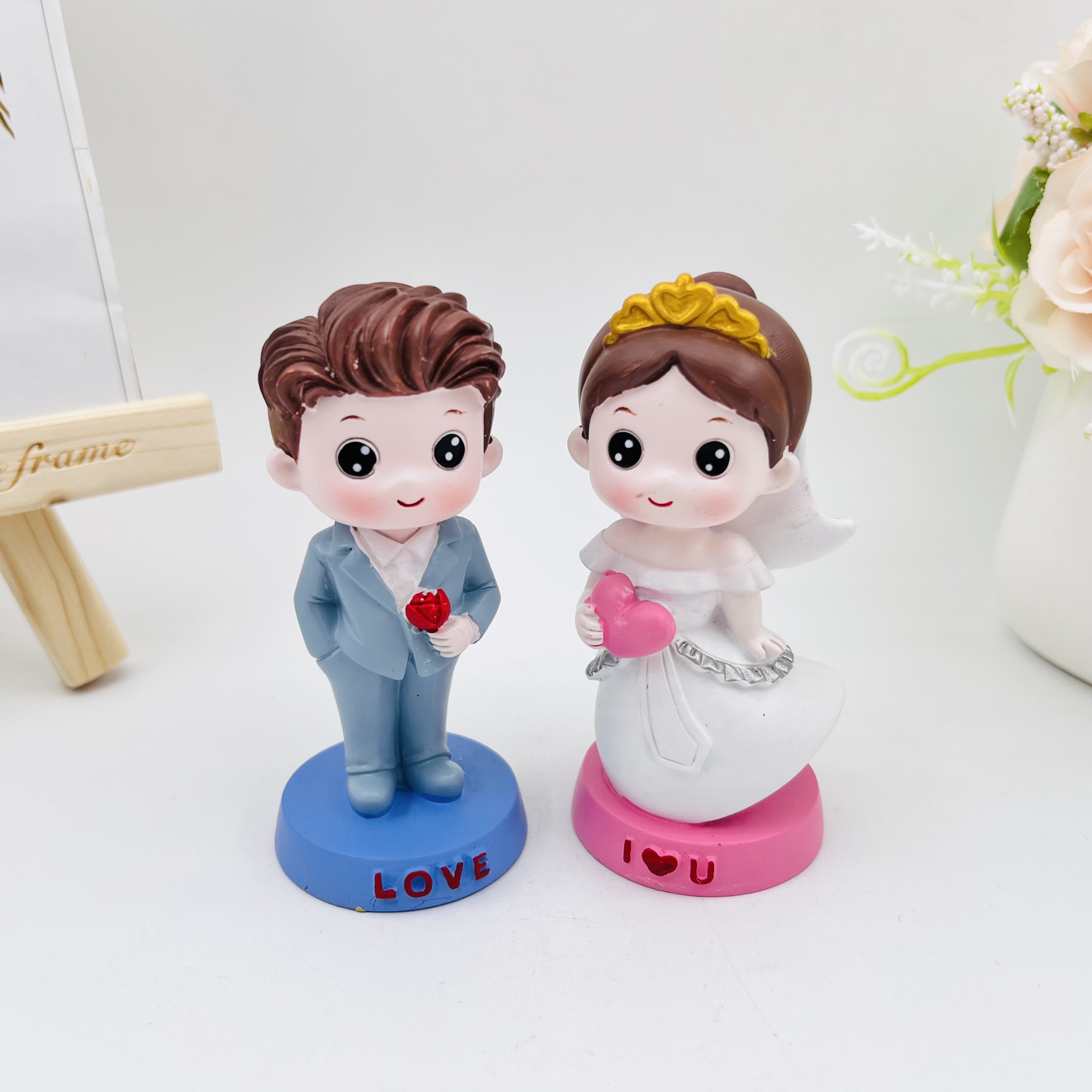 婚庆爱心小情侣摆件情人节礼物家居摆件树脂工艺品