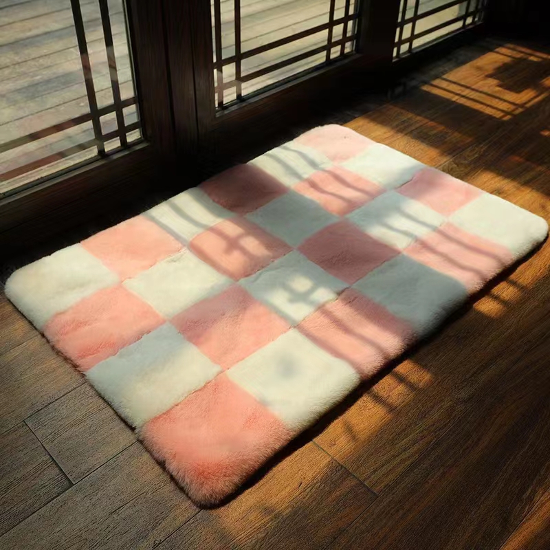 Imitation rabbit fur two-color patchwork checkered carpet, floor mat, floor mat, bay window mat, living room mat, bedside mat, anti-slip mat, door mat. Available in multiple colors. Size: 60*90CM Item Picture
