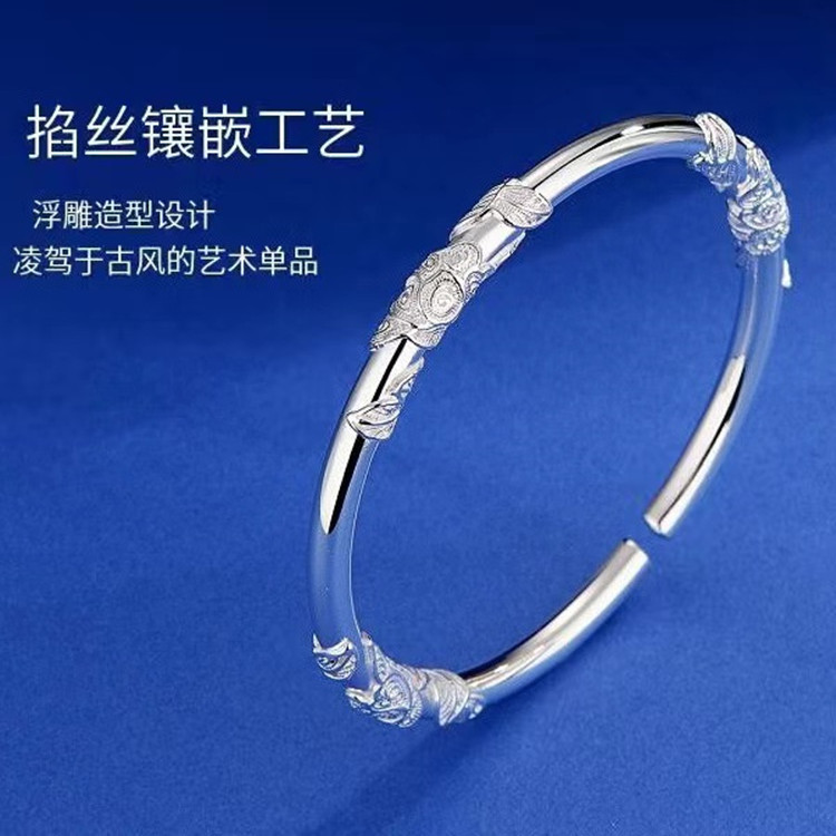 Goddess recommended real brocade flower core butterfly heart push and pull bracelet female flowerlike brocade niche design sense of care machine bracelet 151 Item Picture