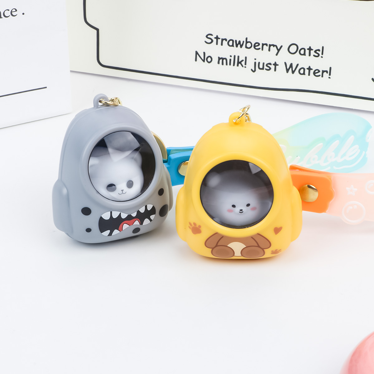 Four-color starry sky light backpack figurine keychain, backpack decoration pendant with starry sky light, not only cute but also practical Application Scenario