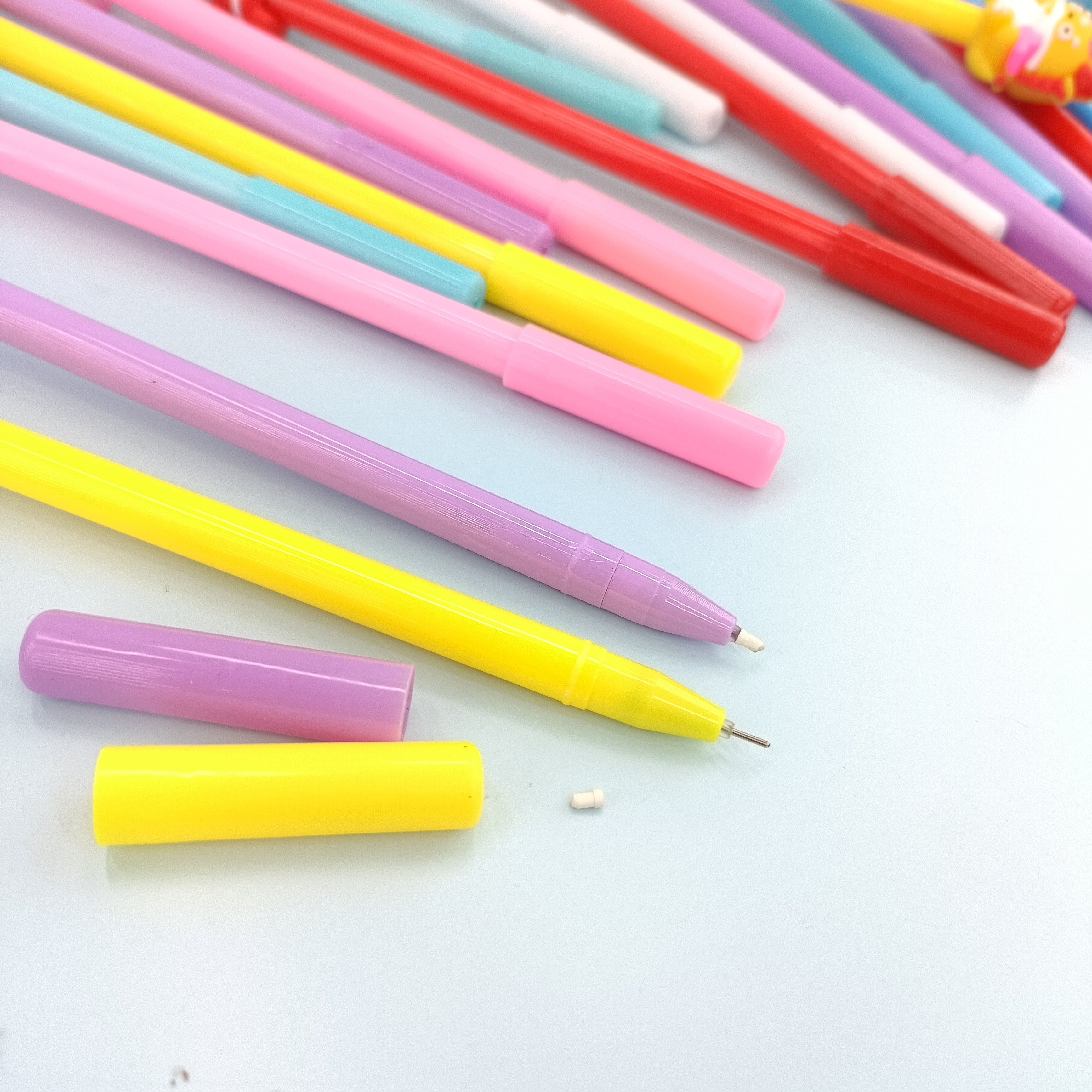 A cute and creative cartoon silicone gel pen with a three-dimensional tip Item Picture