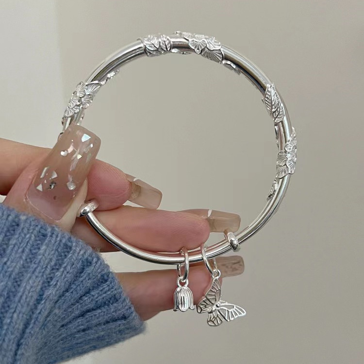Goddess recommended real brocade flower core butterfly heart push and pull bracelet female flowerlike brocade niche design sense of care machine bracelet 151 full figure