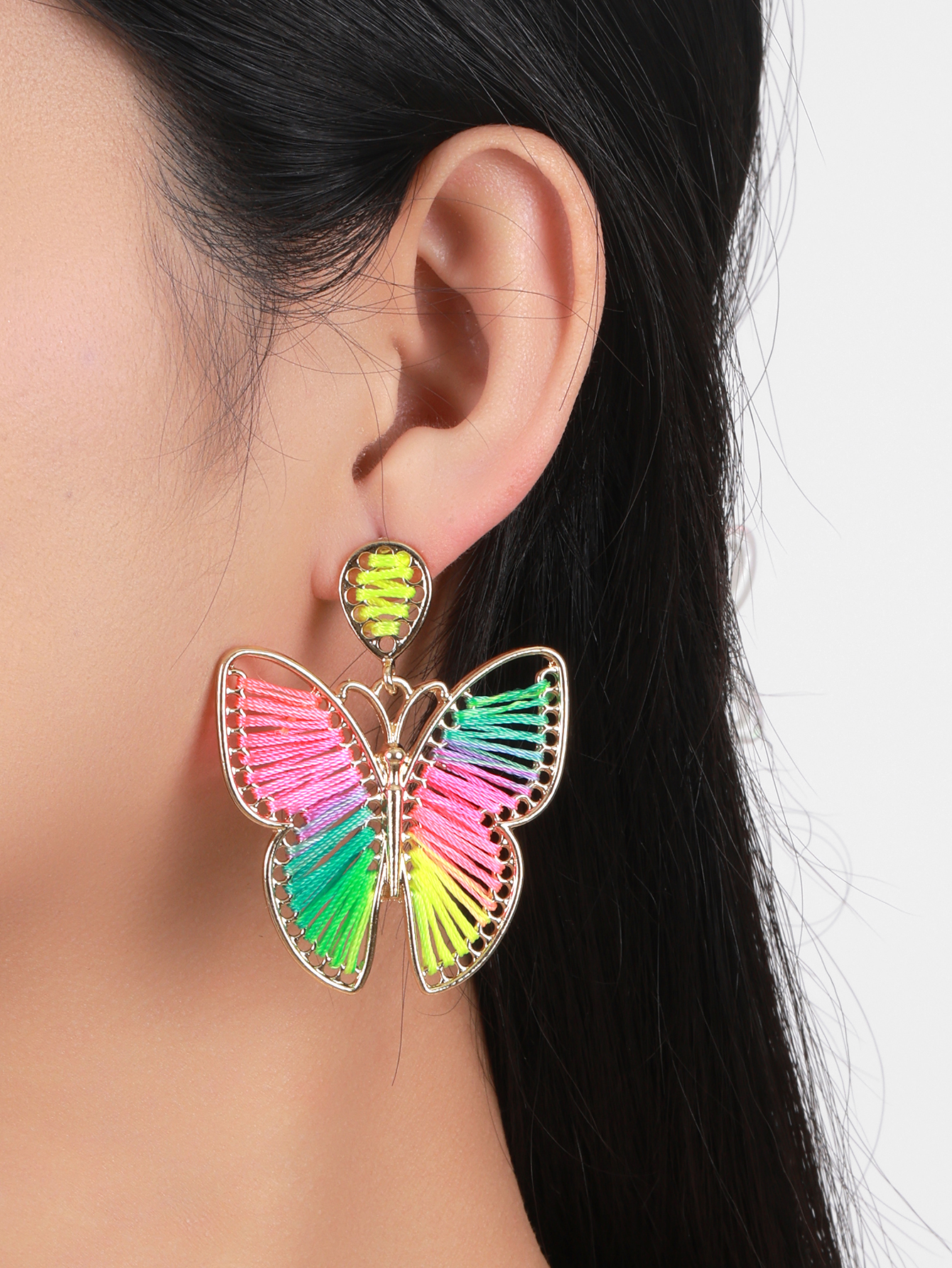 European and American fashionable and individualistic raffia hand-woven butterfly pendant earrings, Bohemian-style accessory women's earrings Specification image